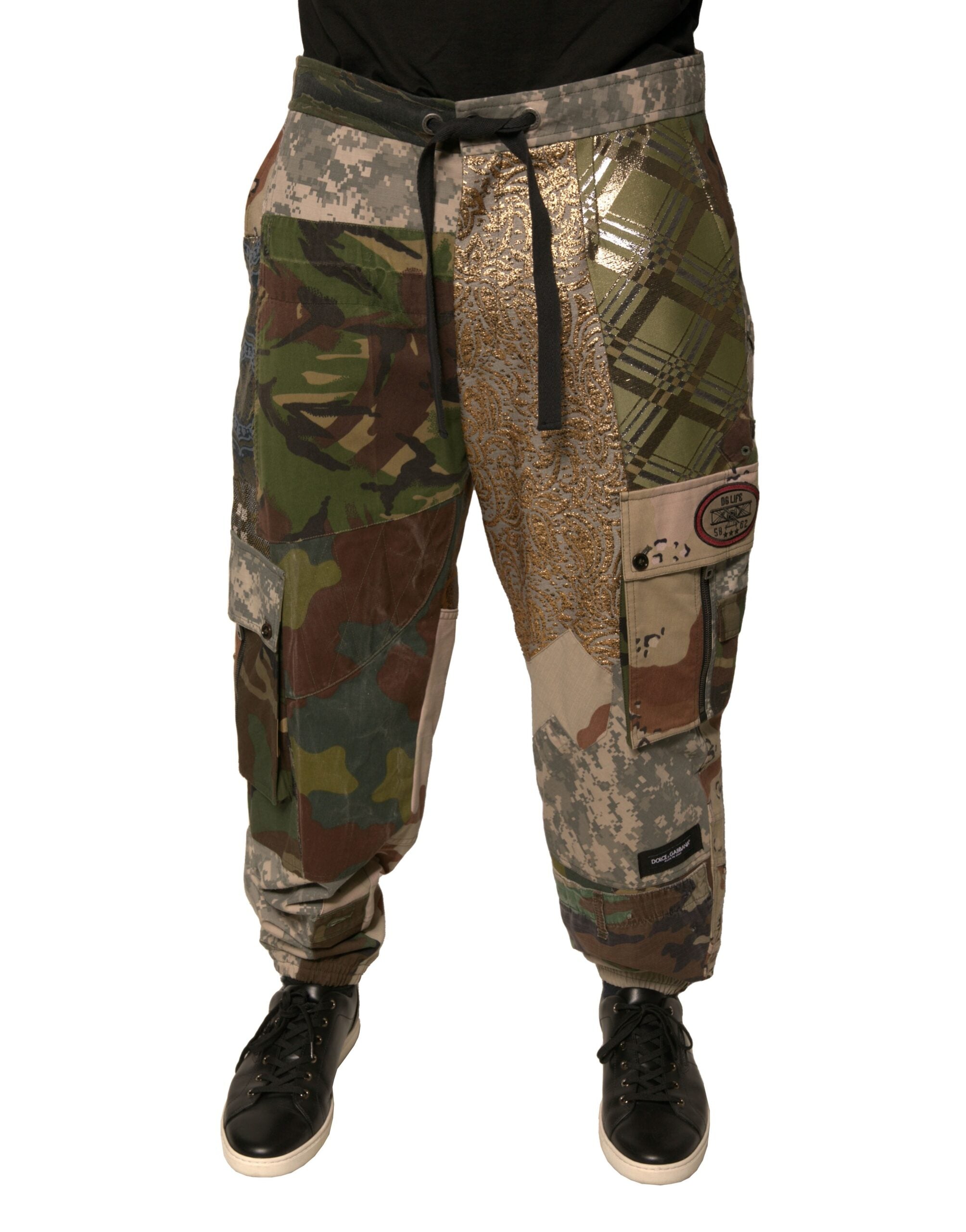 Pantalons jogger pour homme Dolce & Gabbana en patchwork multicolore, style décontracté et tendance.