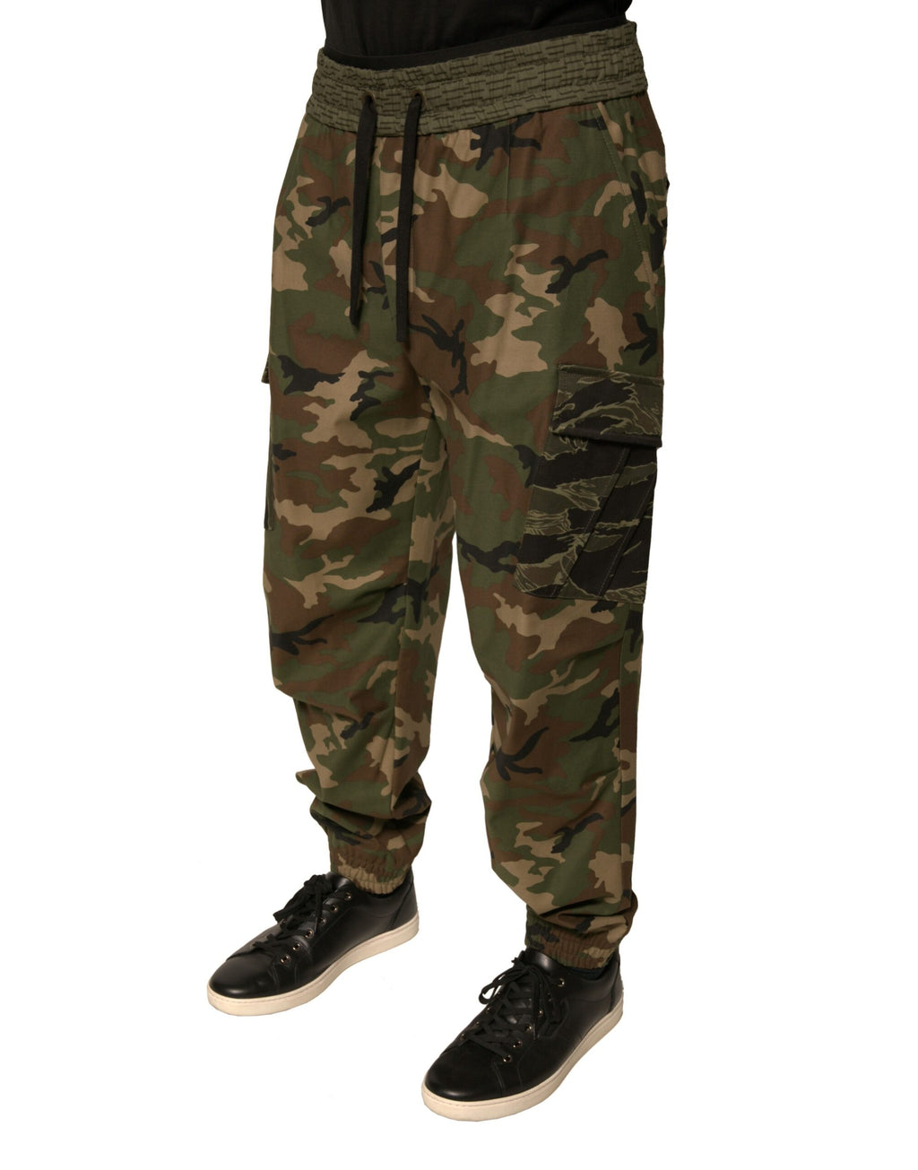 Pantalon cargo Dolce & Gabbana multicolore avec motif camouflage, pantalon décontracté pour homme.