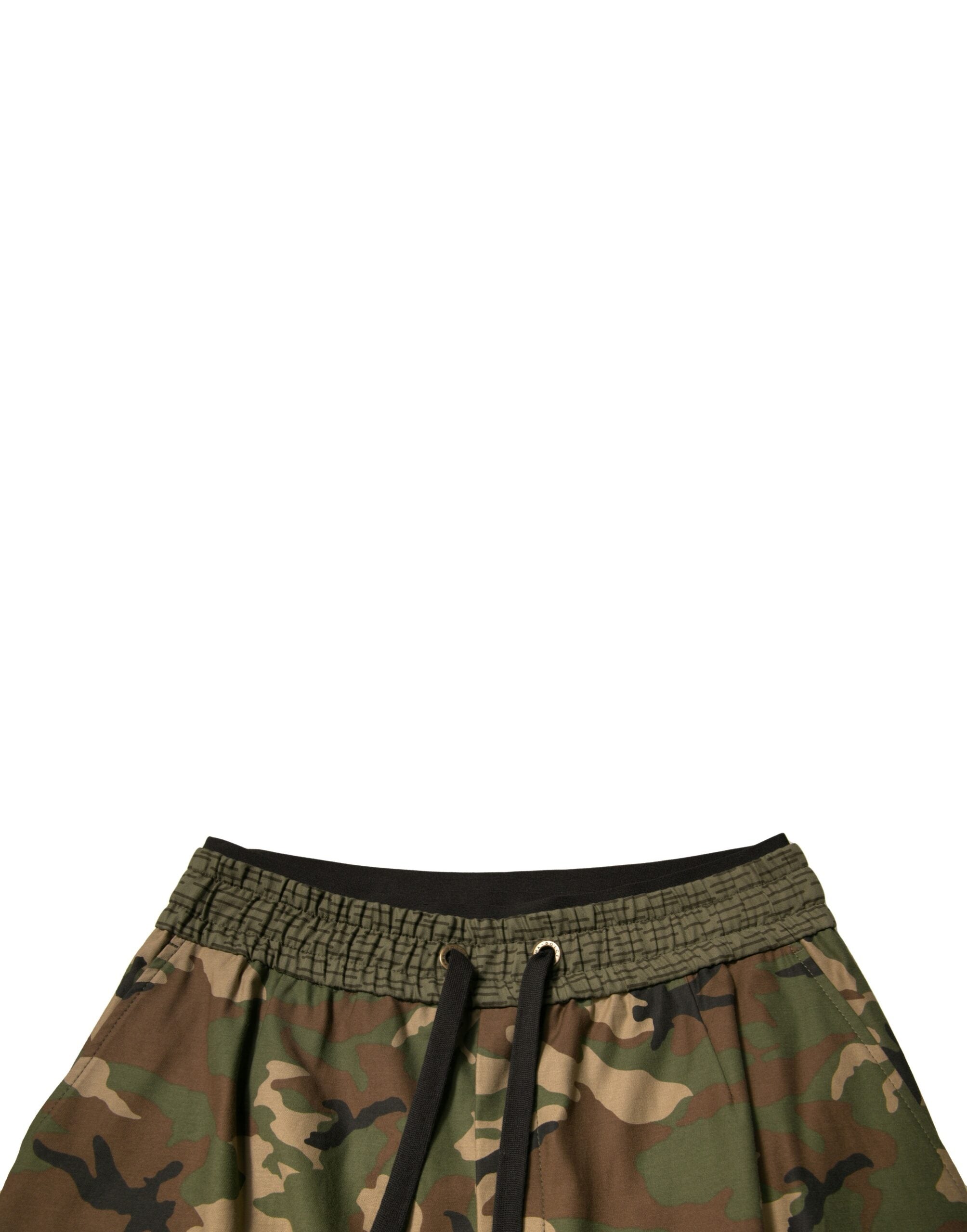 Pantalon cargo Dolce & Gabbana multicolore à motif camouflage, style décontracté avec poches latérales et taille ajustable.