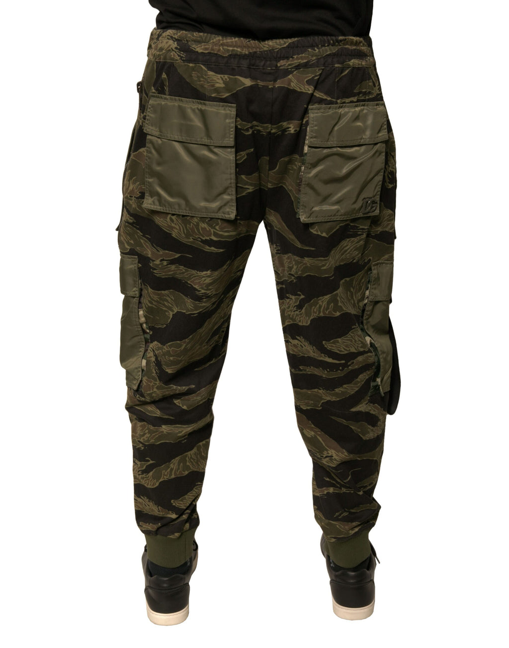 Pantalon cargo jogger en coton vert de Dolce & Gabbana, style décontracté avec poches latérales et ceinture élastique.