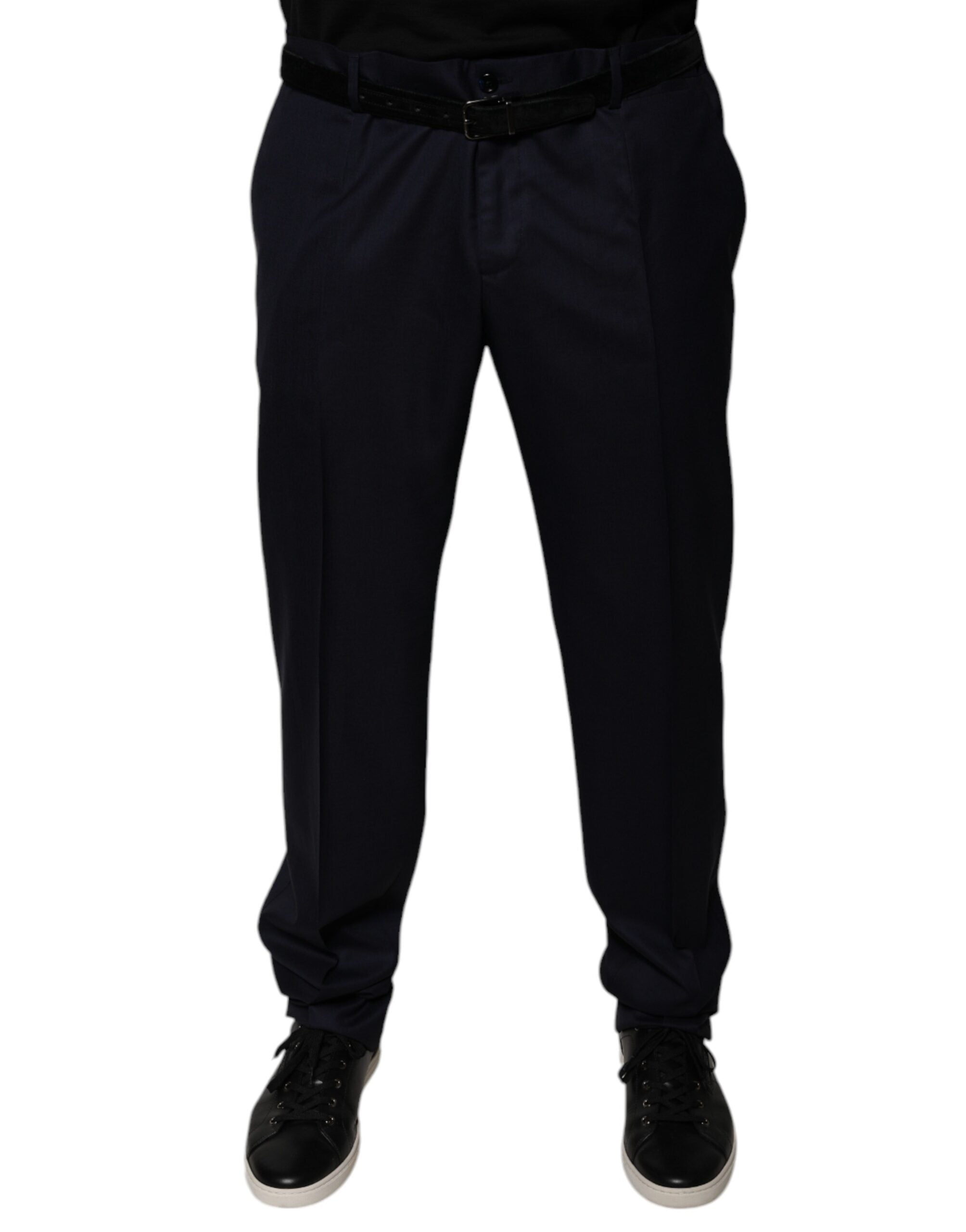 Pantalon de costume homme Dolce & Gabbana bleu foncé, coupe tapered, élégant et ajusté, en tissu formel avec détails soignés.