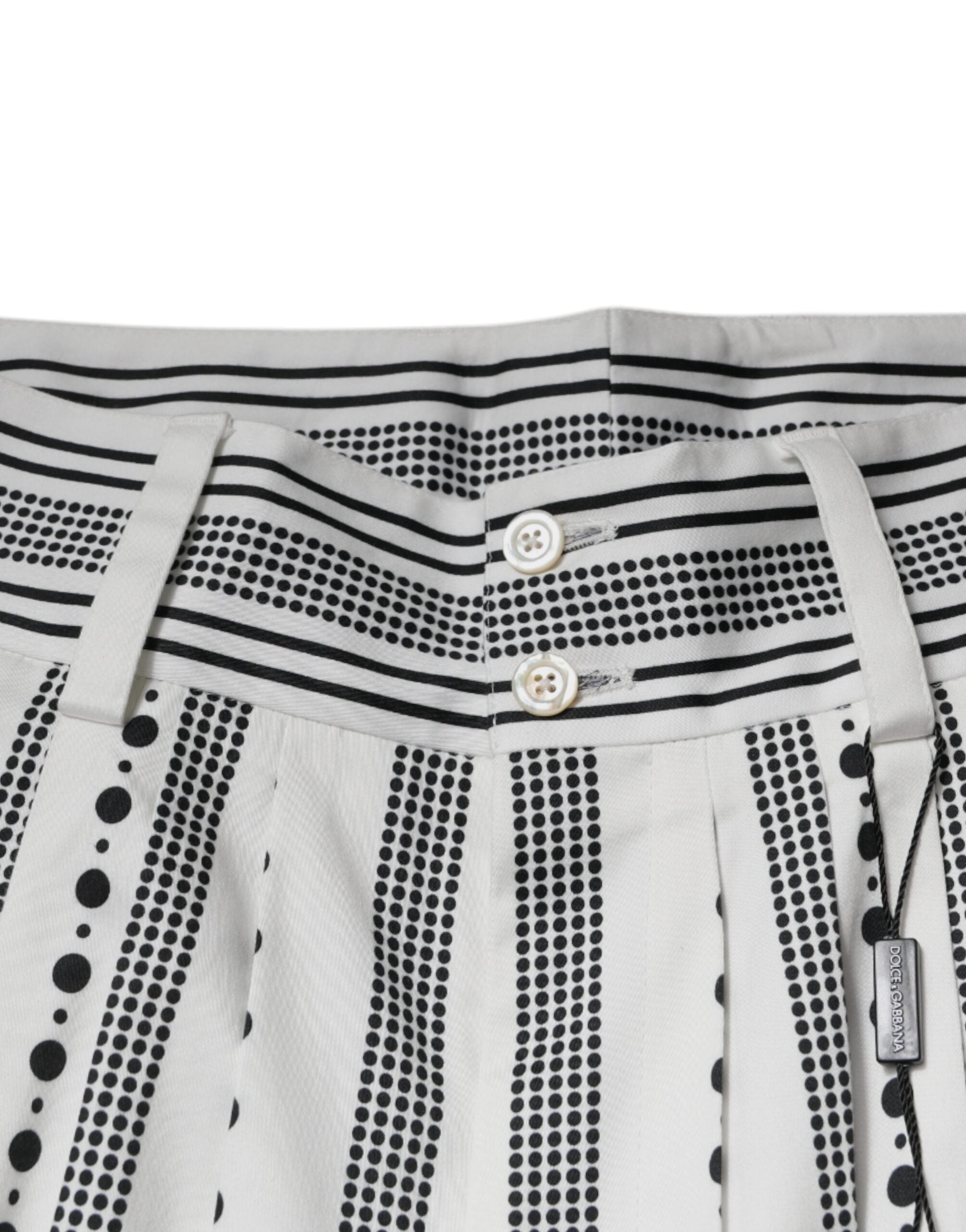 Pantalon droit blanc Dolce & Gabbana pour homme, pantalon formel élégant en tissu léger, vue de face.
