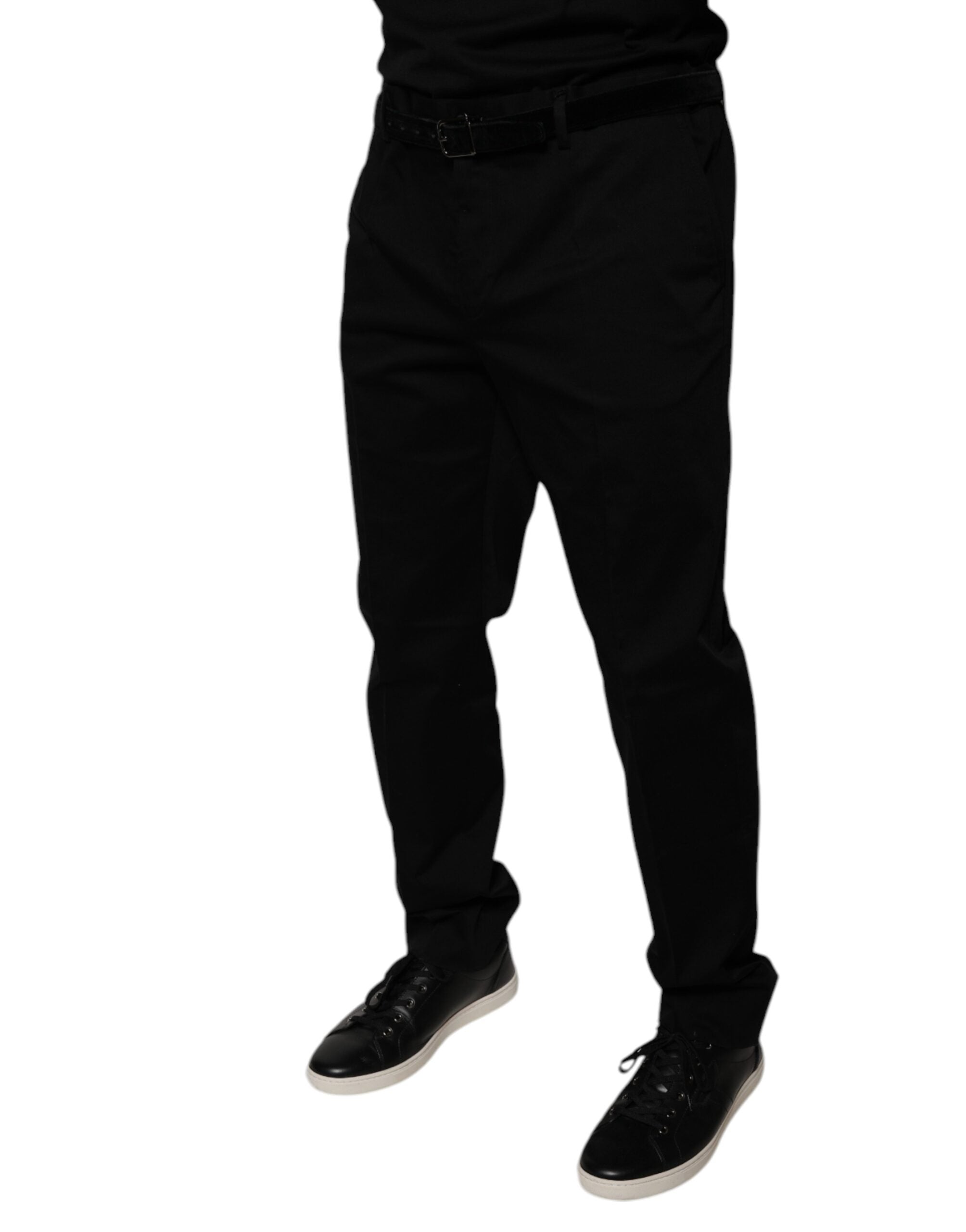 Pantalon formel noir Dolce & Gabbana à coupe tapered, élégant et ajusté, en tissu chic pour occasion spéciale.