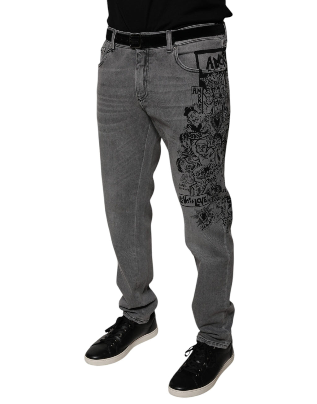 Jeans skinny en denim coton gris à motif graphique de Dolce & Gabbana, style moderne et ajusté, visible sur l'image.