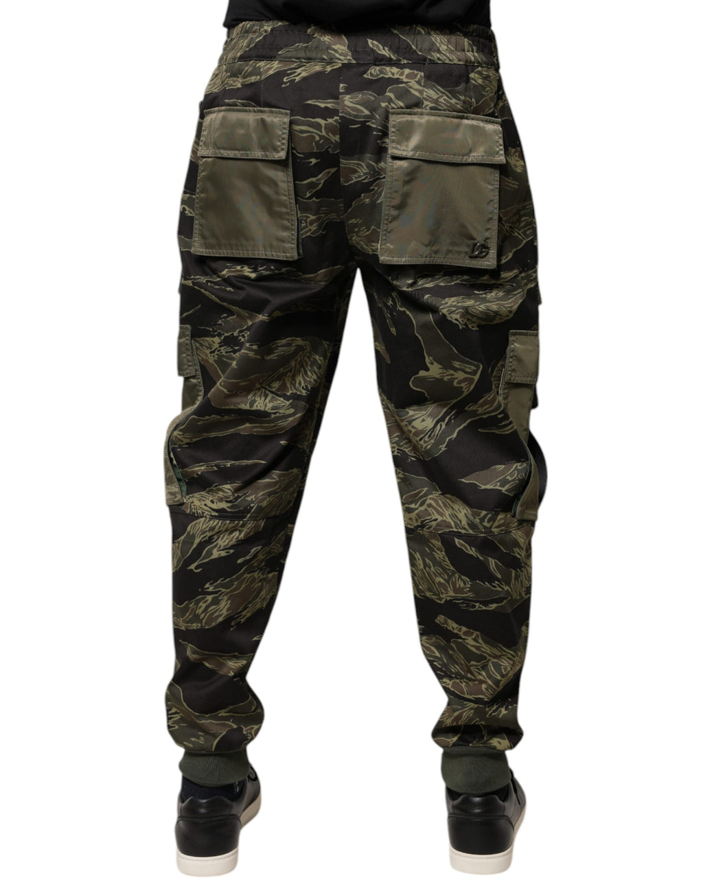 Pantalons cargo joggers en coton vert Dolce & Gabbana, style décontracté avec poches et taille élastique.