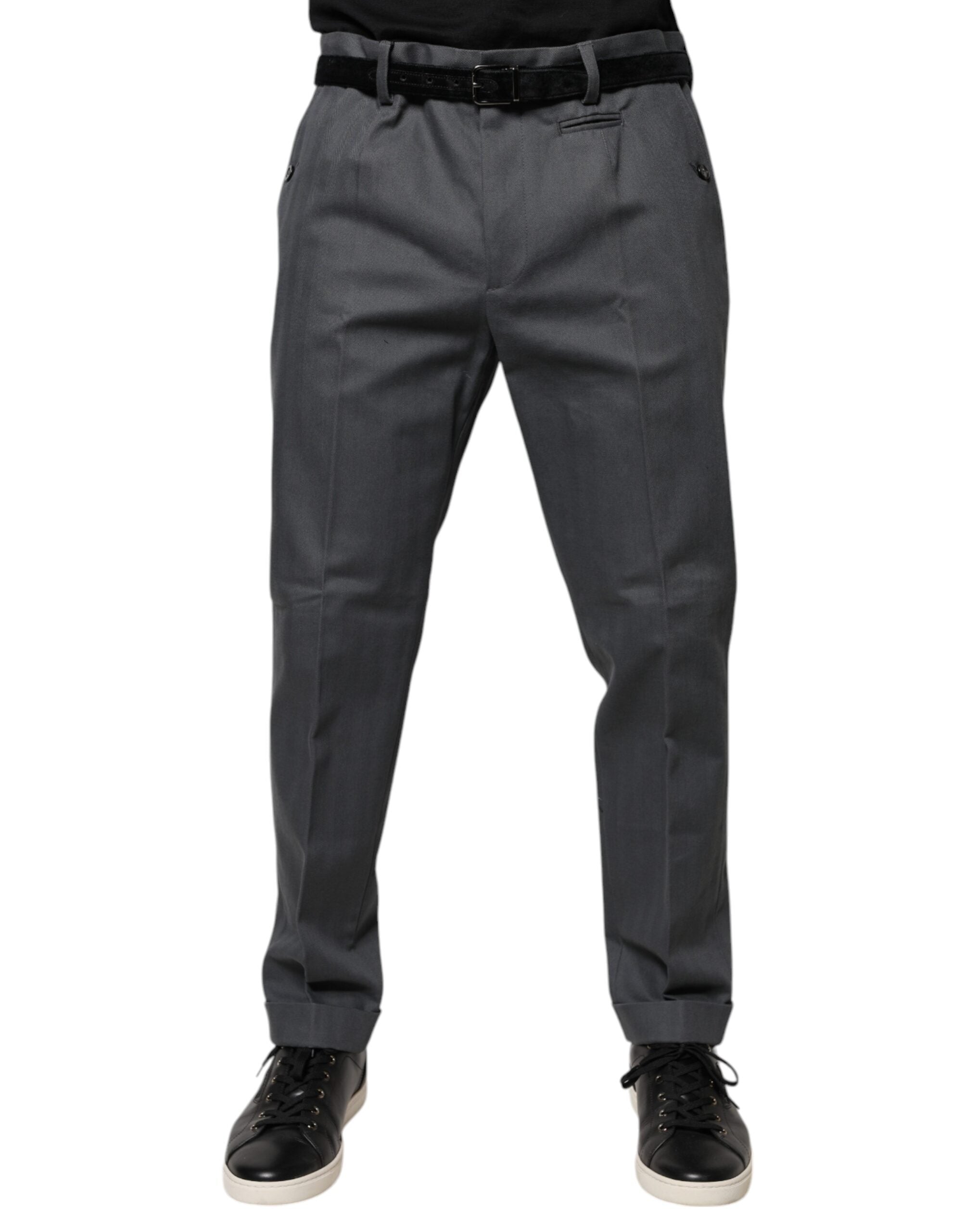 Pantalon formel gris à coupe tapered de Dolce & Gabbana, élégant et sophistiqué, visible en gros plan.