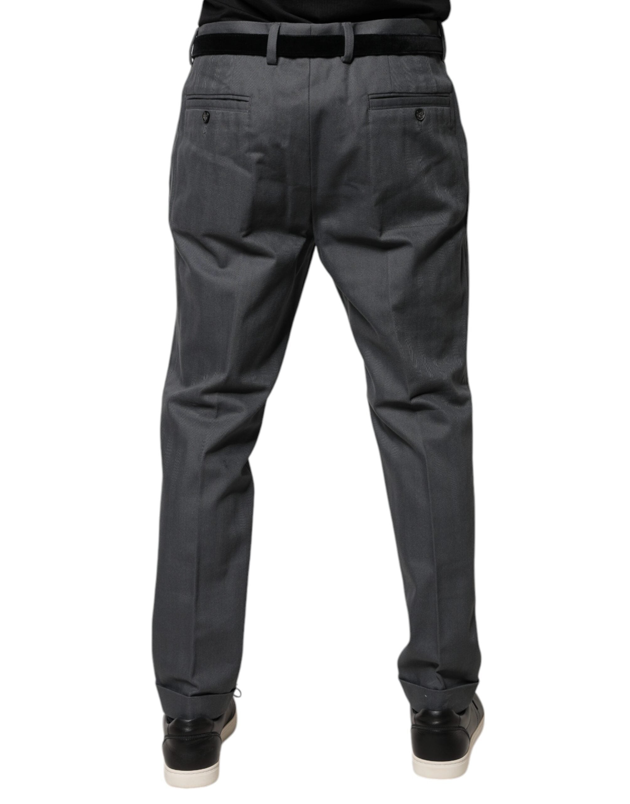 Pantalon de costume gris tapered de Dolce & Gabbana pour femme, coupe élégante et pantalon formel en tissu de qualité.