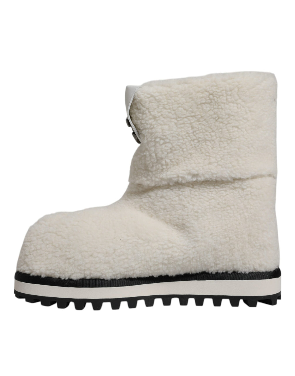 Bottes Dolce & Gabbana blanches en peluche rembourrées, mi-calves, avec logo distinctif, chaussures élégantes et confortables.