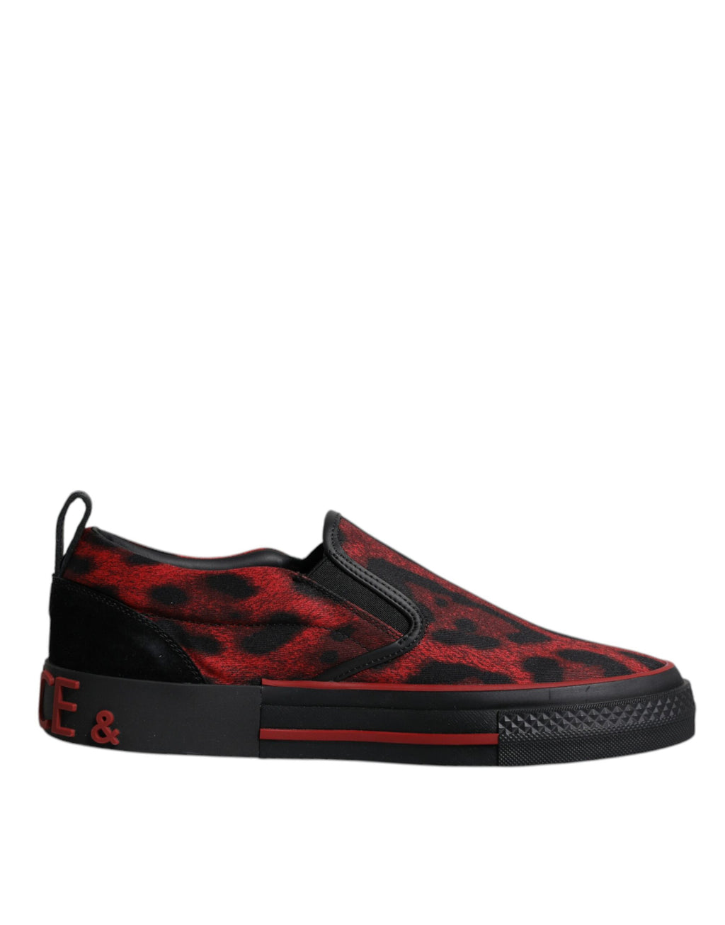 Chaussures basses Dolce & Gabbana pour hommes en coton rouge et noir à motif léopard, style décontracté et tendance.