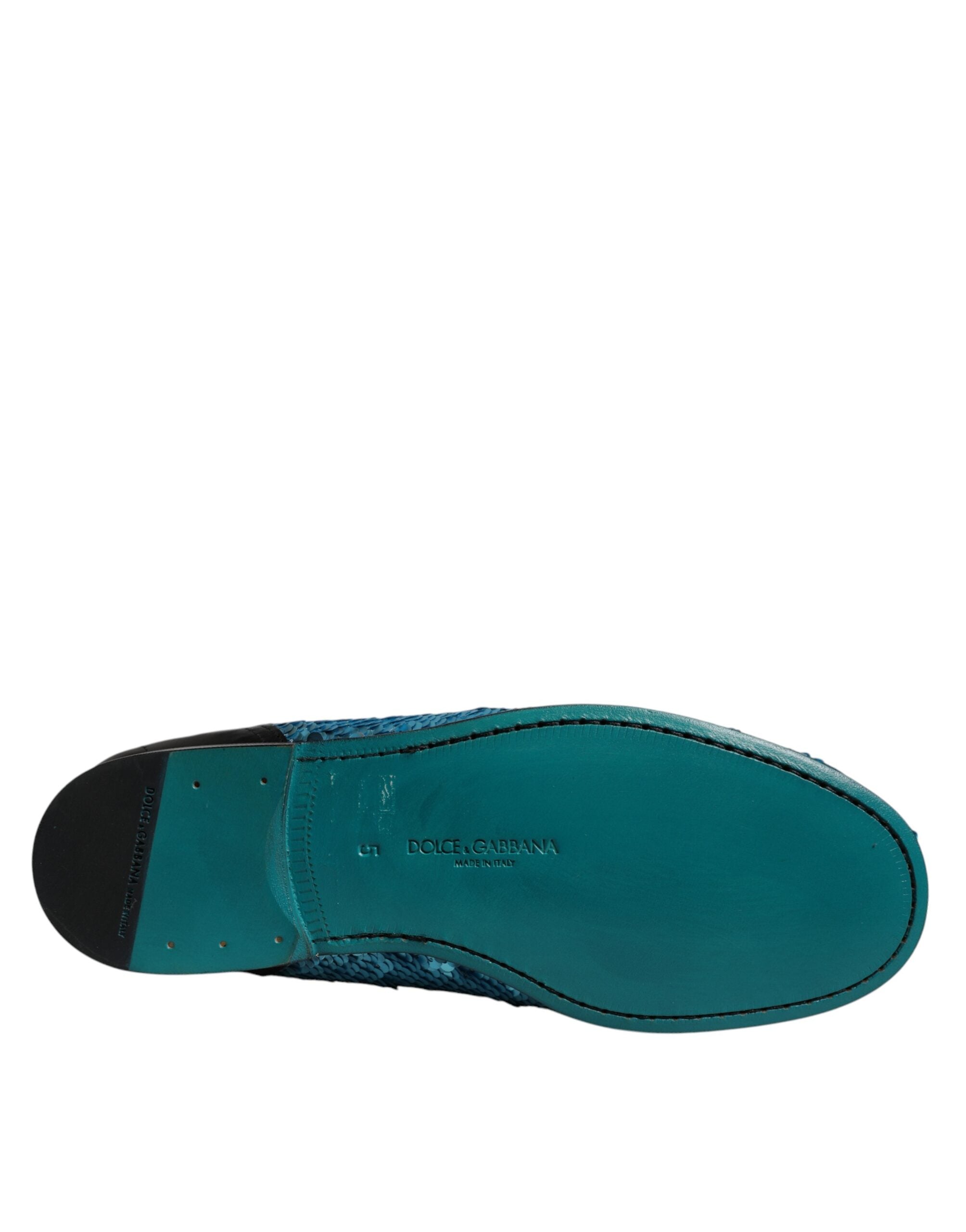 Chaussures habillées Dolce & Gabbana en loafers bleus avec sequins, élégantes chaussures de cérémonie pour homme.
