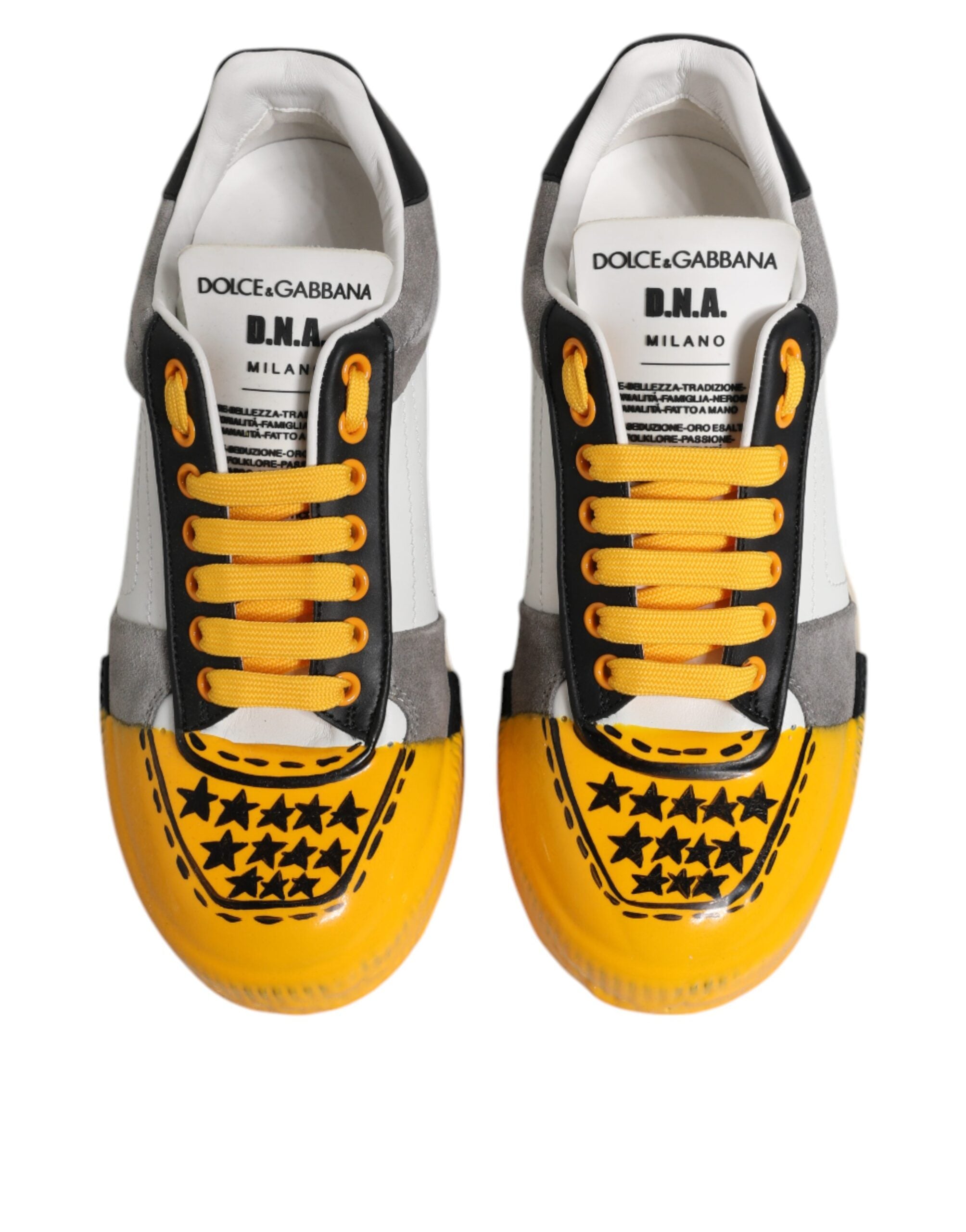 Chaussures Dolce & Gabbana Sneakers basses en cuir multicolore avec motif DNA, tendance et confort visibles sur l'image.