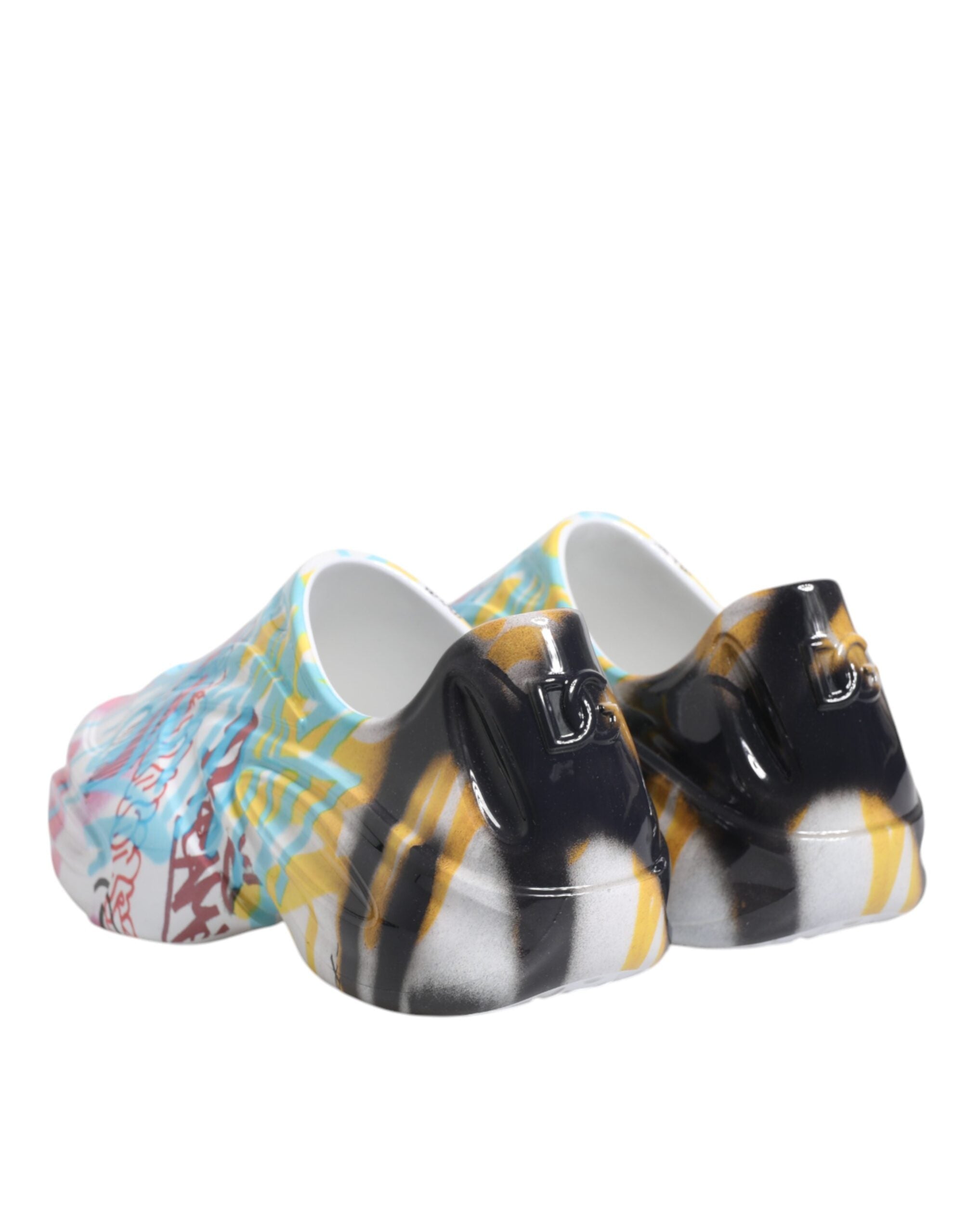 Chaussures sneakers Dolce & Gabbana Graffiti Daymaster multicolores avec design artistique et détails modernes visibles sur l'image.