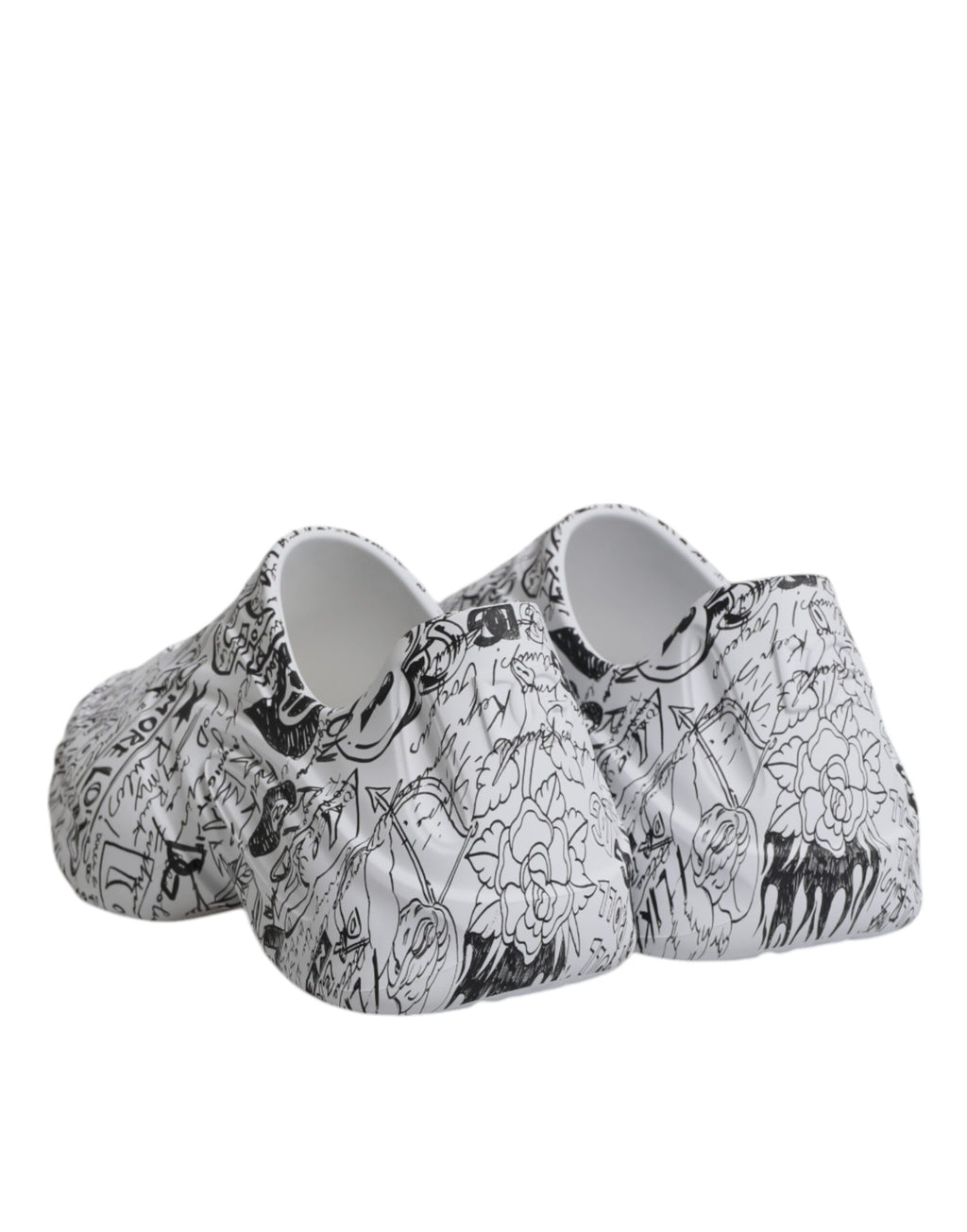 Chaussures sneakers Dolce & Gabbana Daymaster en blanc et noir avec motif graffiti, vue de face.