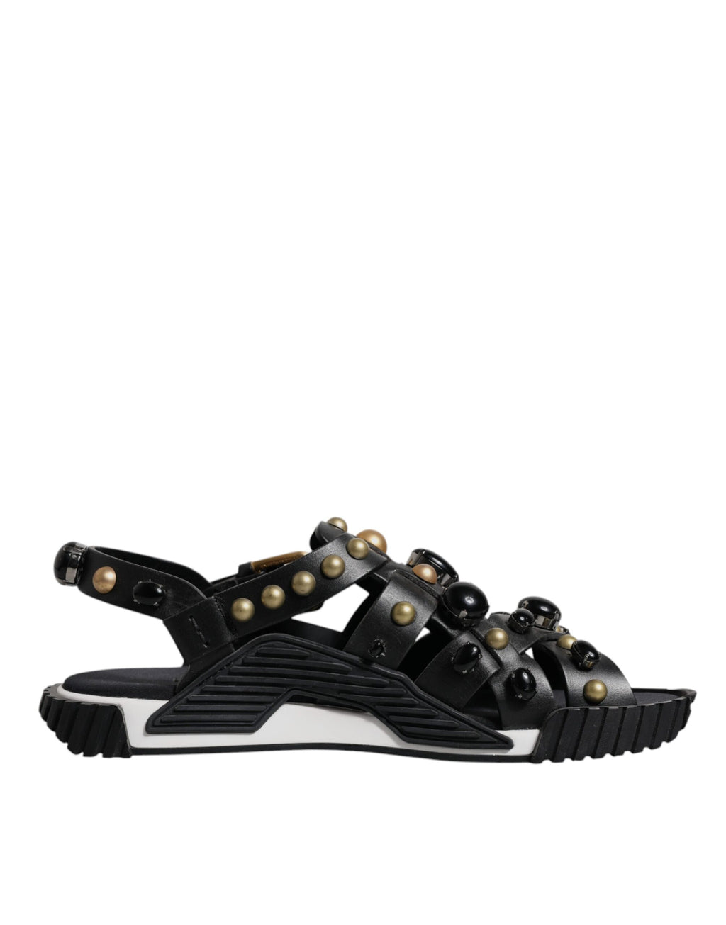 Sandales Dolce & Gabbana en cuir noir avec studs, chaussures élégantes pour femmes, vue de côté.