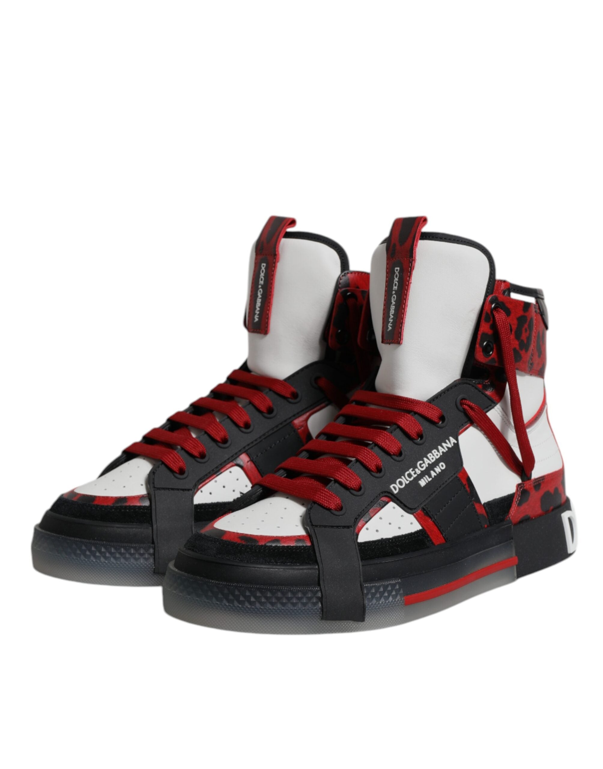 Chaussures hautes Dolce & Gabbana en cuir multicolore, sneakers tendance avec design coloré et sophistiqué.