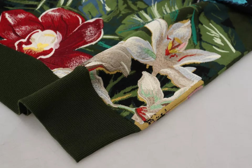 Pull en laine et soie Dolce & Gabbana Jungle avec logo, détail visible en gros plan, couleur neutre et texture douce.