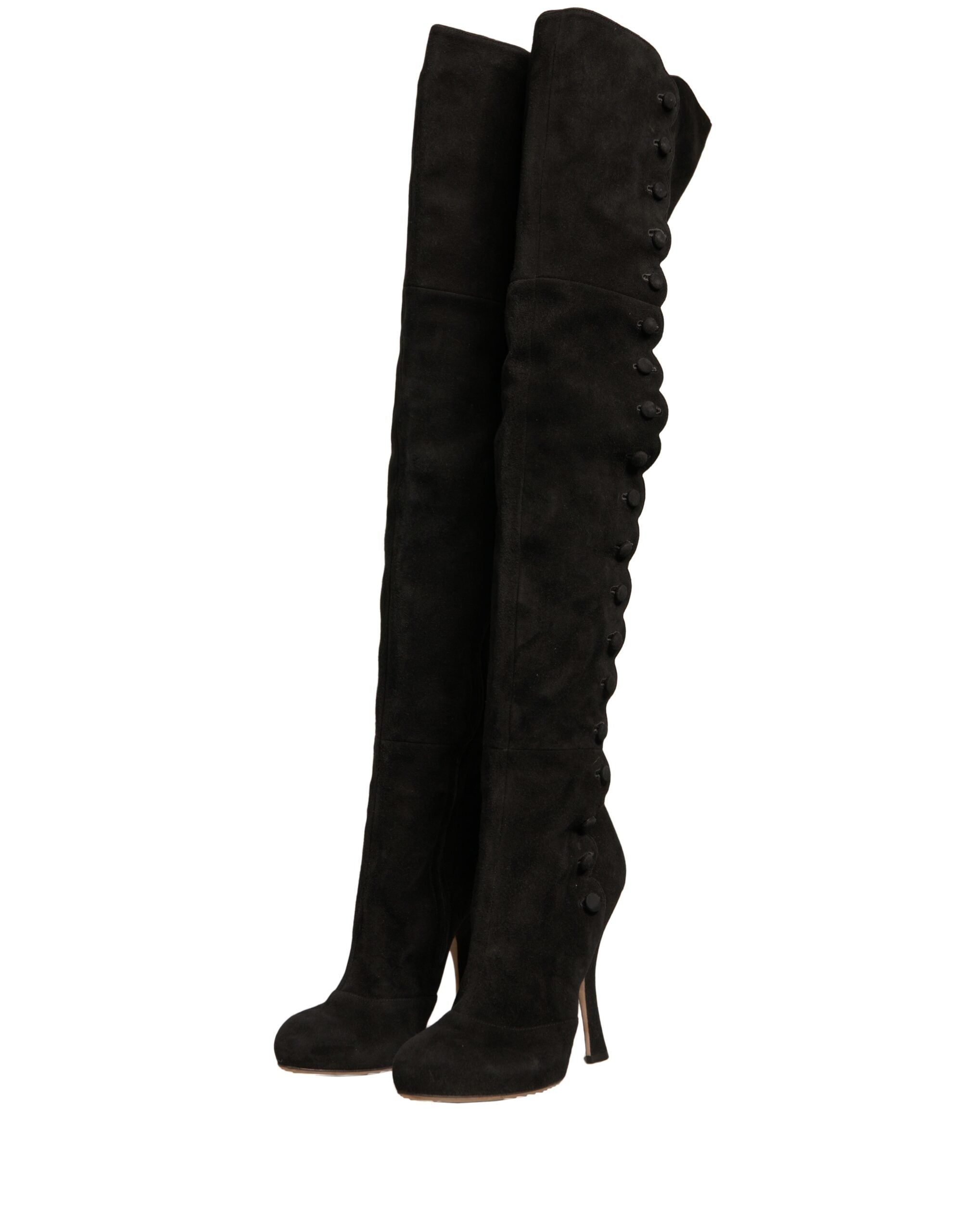 Chaussures à talons en daim noir Dolce & Gabbana, bottines hautes jusqu'aux genoux, élégantes et sophistiquées.