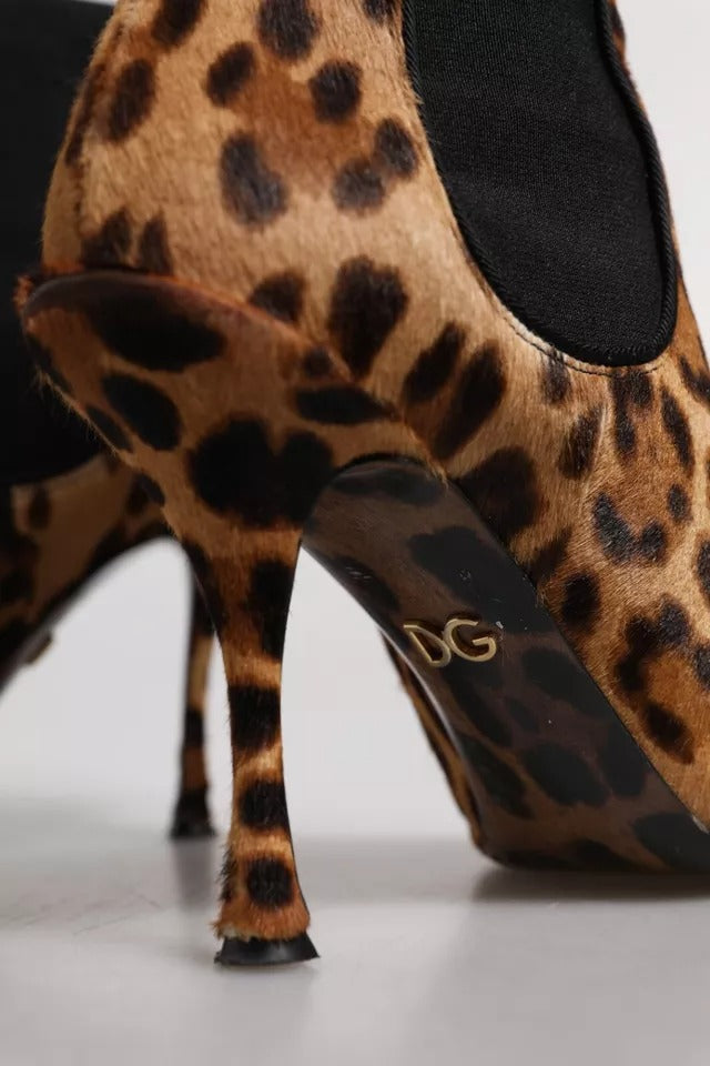 Chaussures à talons Dolce & Gabbana en cuir marron avec motif léopard, bottines extensibles élégantes pour femmes.