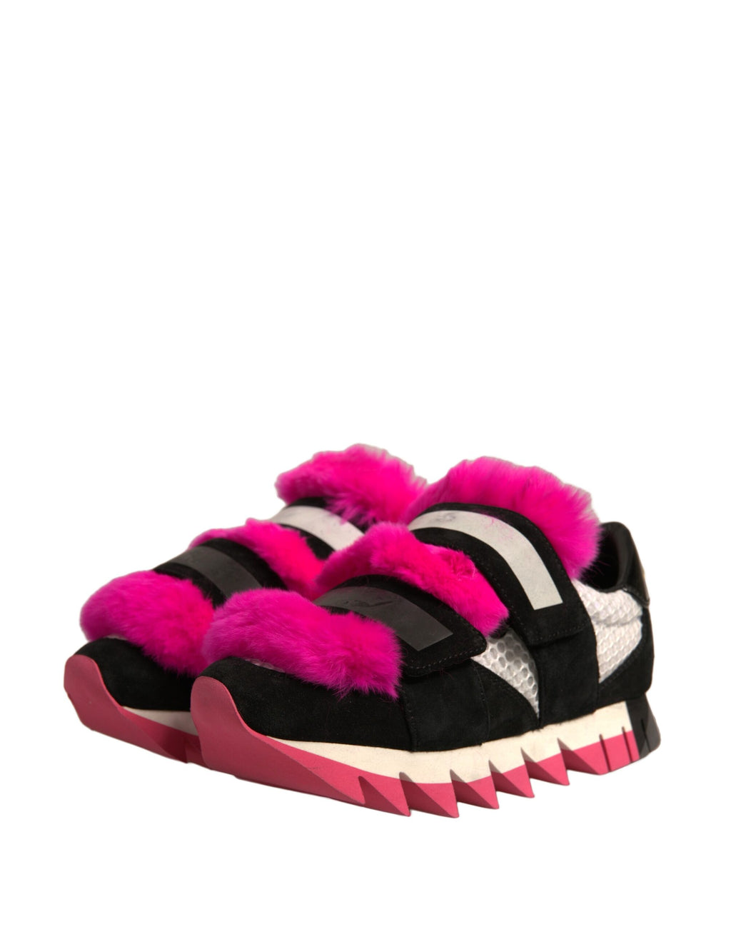 Sneakers noires Dolce & Gabbana avec détails en fourrure rose et embellissements, chaussures de mode élégantes et tendance.