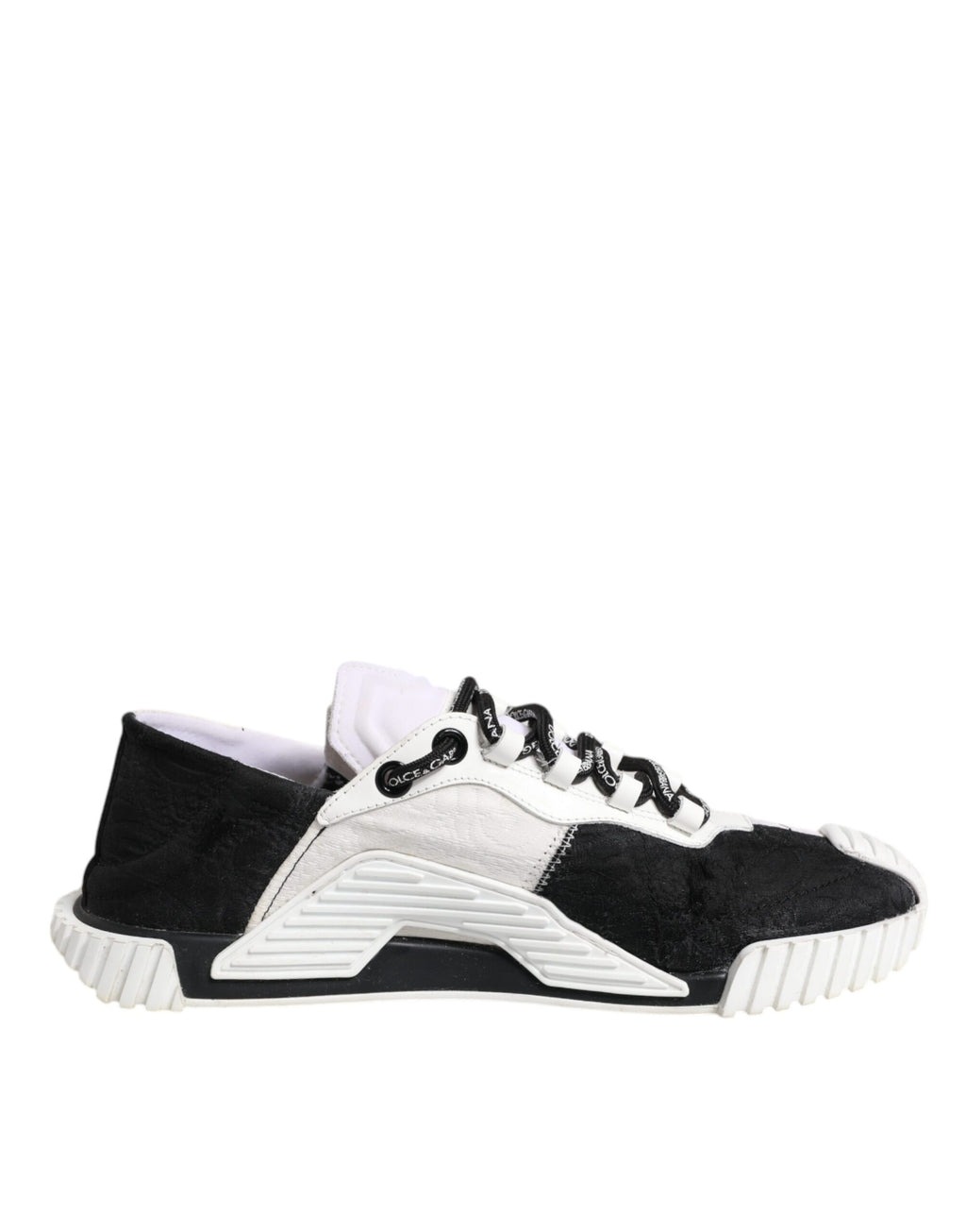 Chaussures sneakers basses Dolce & Gabbana NS1 blanches et noires, style décontracté et tendance, vue de face.