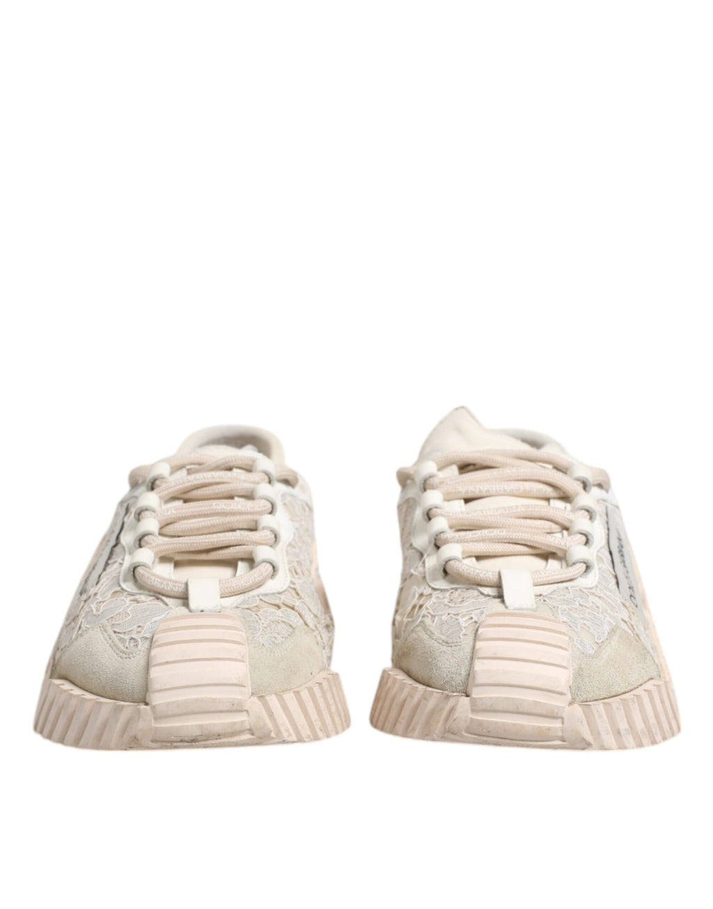 Chaussures de sport blanches Dolce & Gabbana NS1 en dentelle, baskets basses élégantes et confortables pour un style moderne.