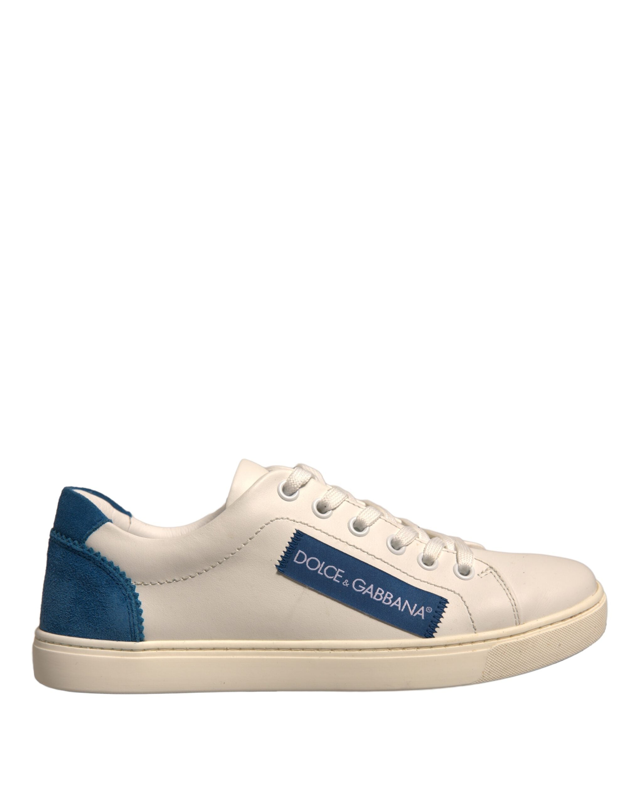 Chaussures basses en daim blanc Dolce & Gabbana, sneakers en cuir élégants avec semelle blanche, vue de face.