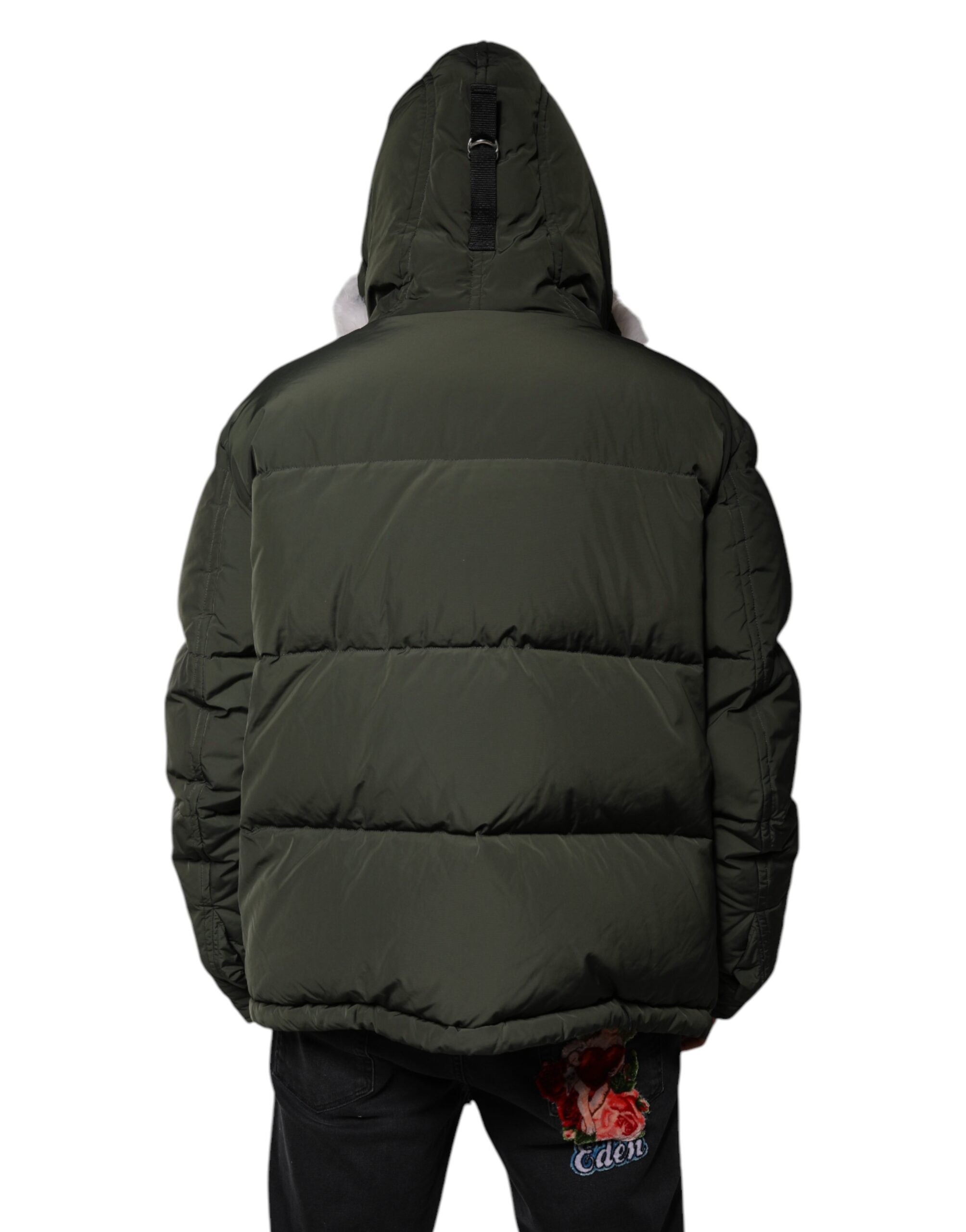 Veste en shearling avec capuche verte de Dsquared², manches longues et détails en fourrure, pour un style chaud et tendance.