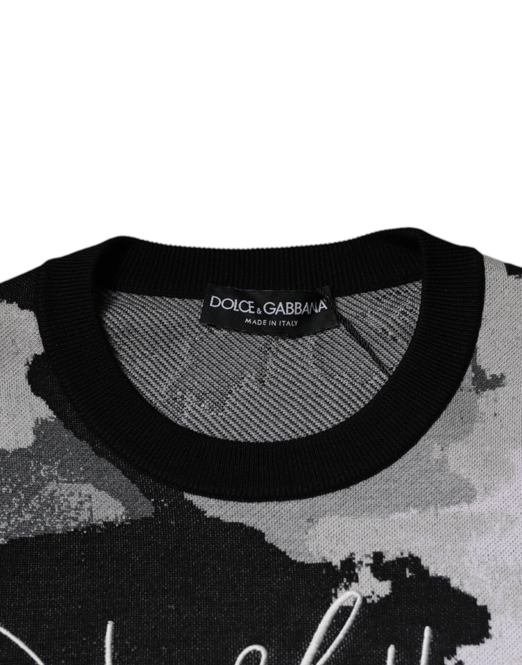 Pull à manches longues Dolce & Gabbana multicolore avec motif camouflage, col ras du cou pour homme.