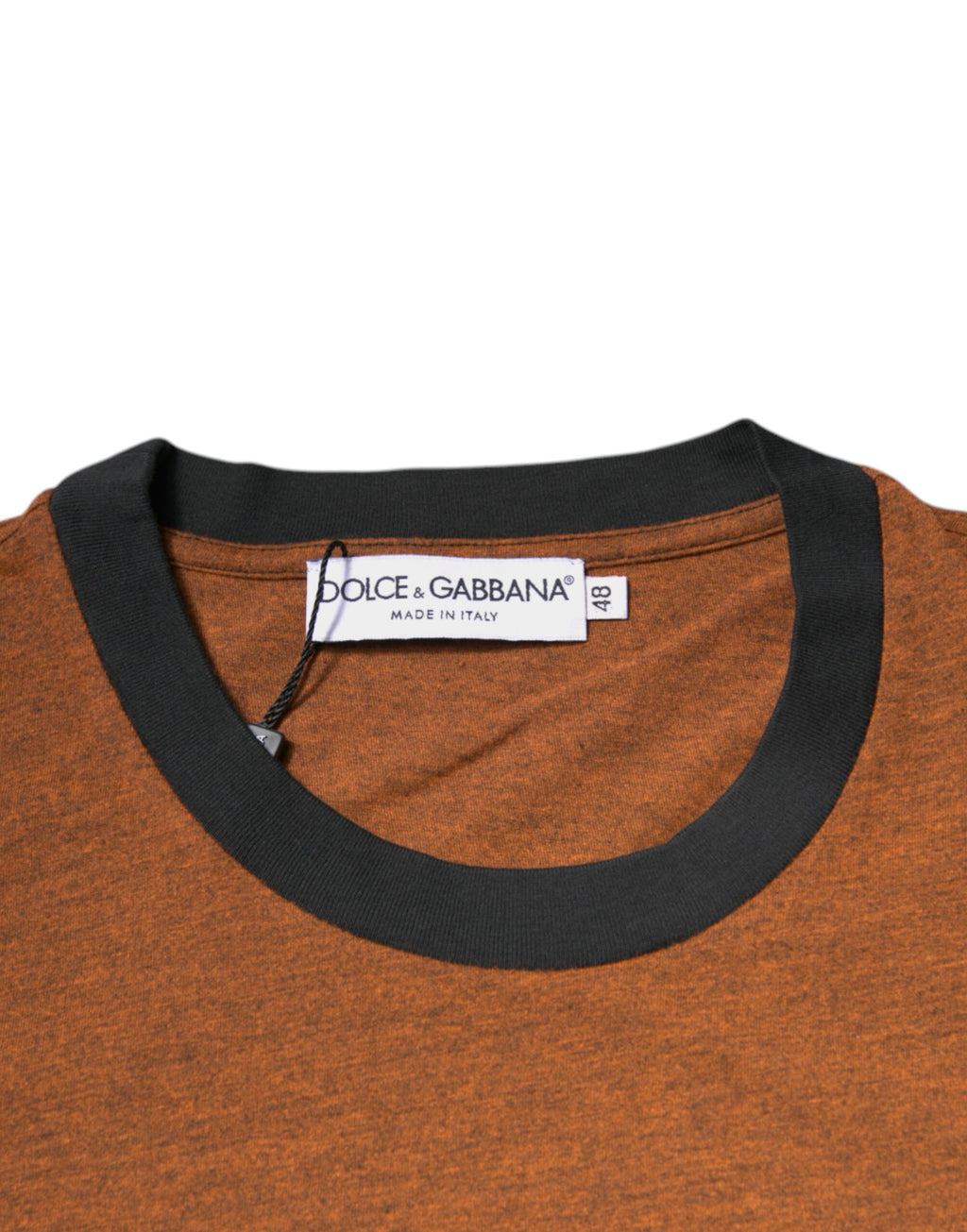T-shirt homme Dolce & Gabbana en polyester marron avec logo DG, col ras du cou, style décontracté.