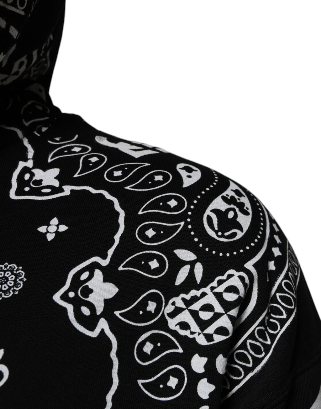 Sweatshirt à capuche en coton noir Dolce & Gabbana avec bandana imprimé, style décontracté pour homme.