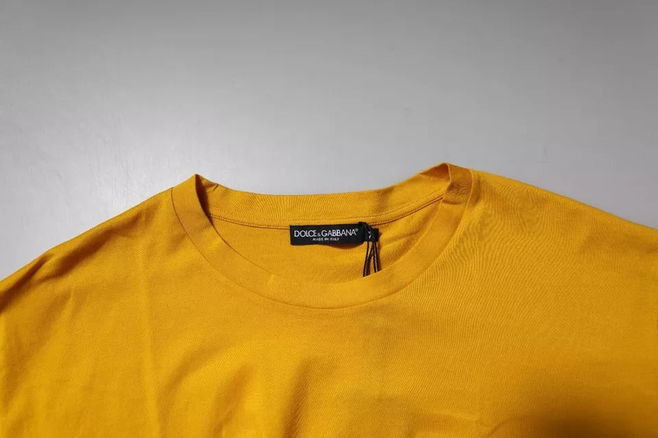 T-shirt homme Dolce & Gabbana en coton jaune foncé avec logo, col ras du cou, style décontracté.