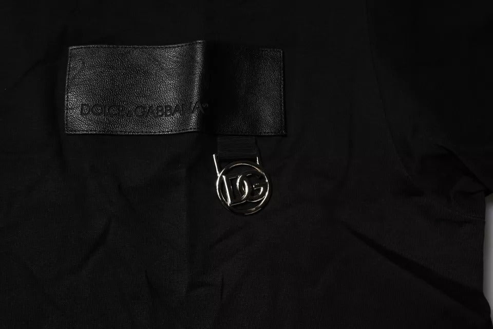 T-shirt en coton noir Dolce & Gabbana avec logo patch, col rond et style décontracté, vue de face.