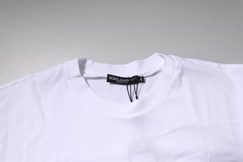 T-shirt blanc en coton Dolce & Gabbana avec logo brodé sur la poitrine, col rond et coupe classique.