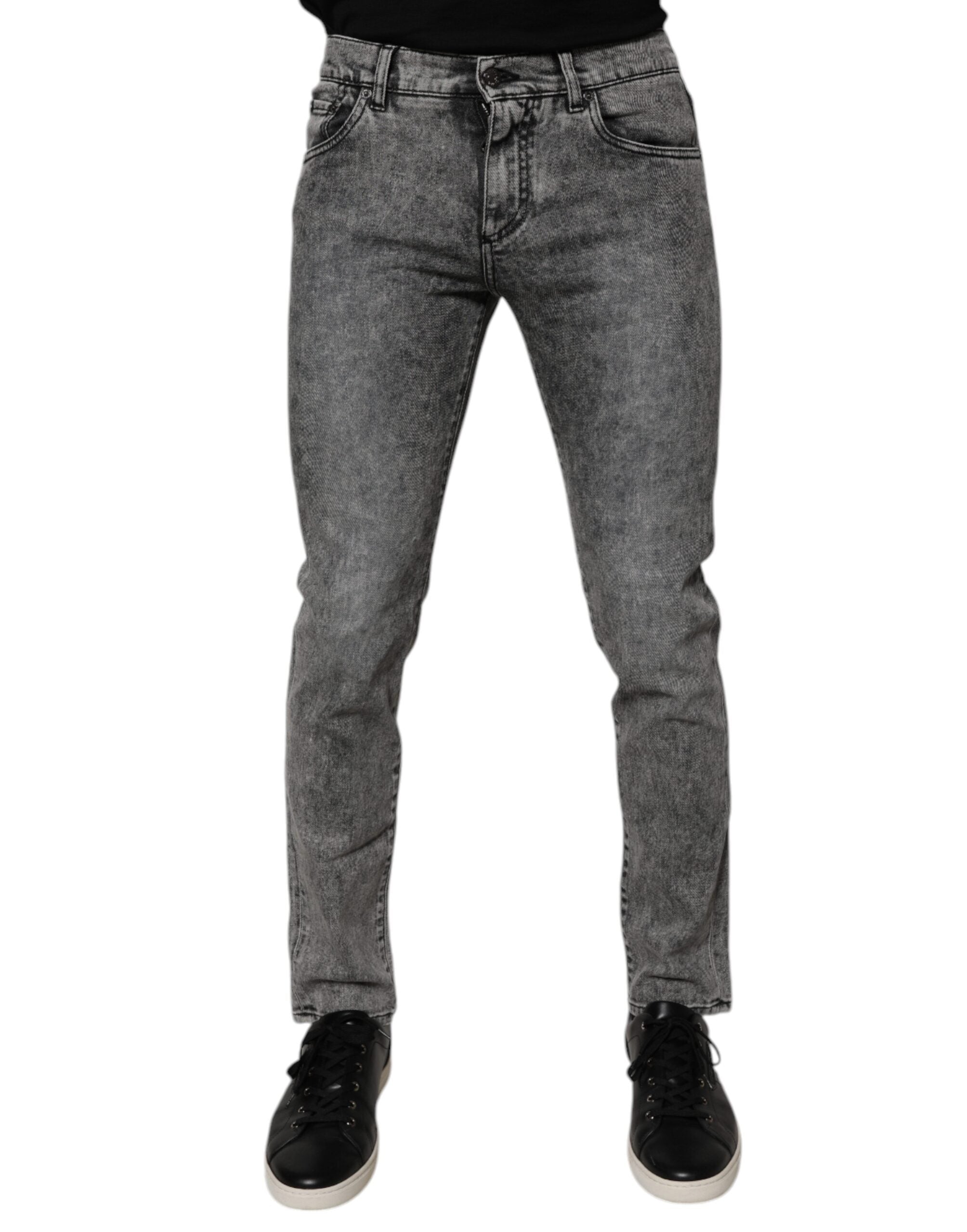 Jeans slim en denim gris foncé en coton lavé de Dolce & Gabbana, coupe ajustée et style décontracté.