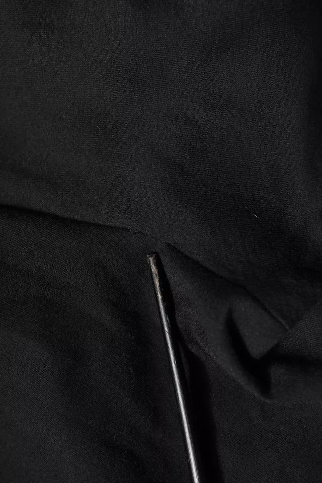 Pantalon de jogging noir en coton Dolce & Gabbana, style décontracté avec ceinture élastique et poches latérales.