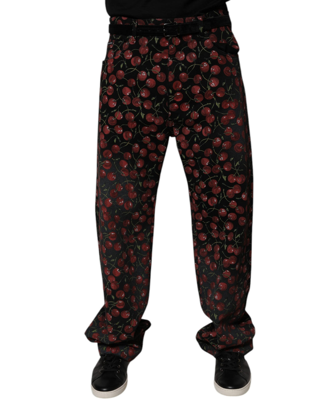 Jeans hommes Dolce & Gabbana en coton noir avec motif cerise, coupe droite, style décontracté et moderne.