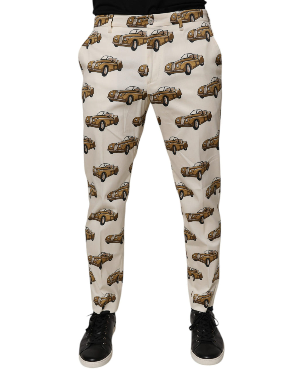 Jeans slim en coton blanc avec motif voiture de Dolce & Gabbana, style décontracté pour hommes, vue de face.