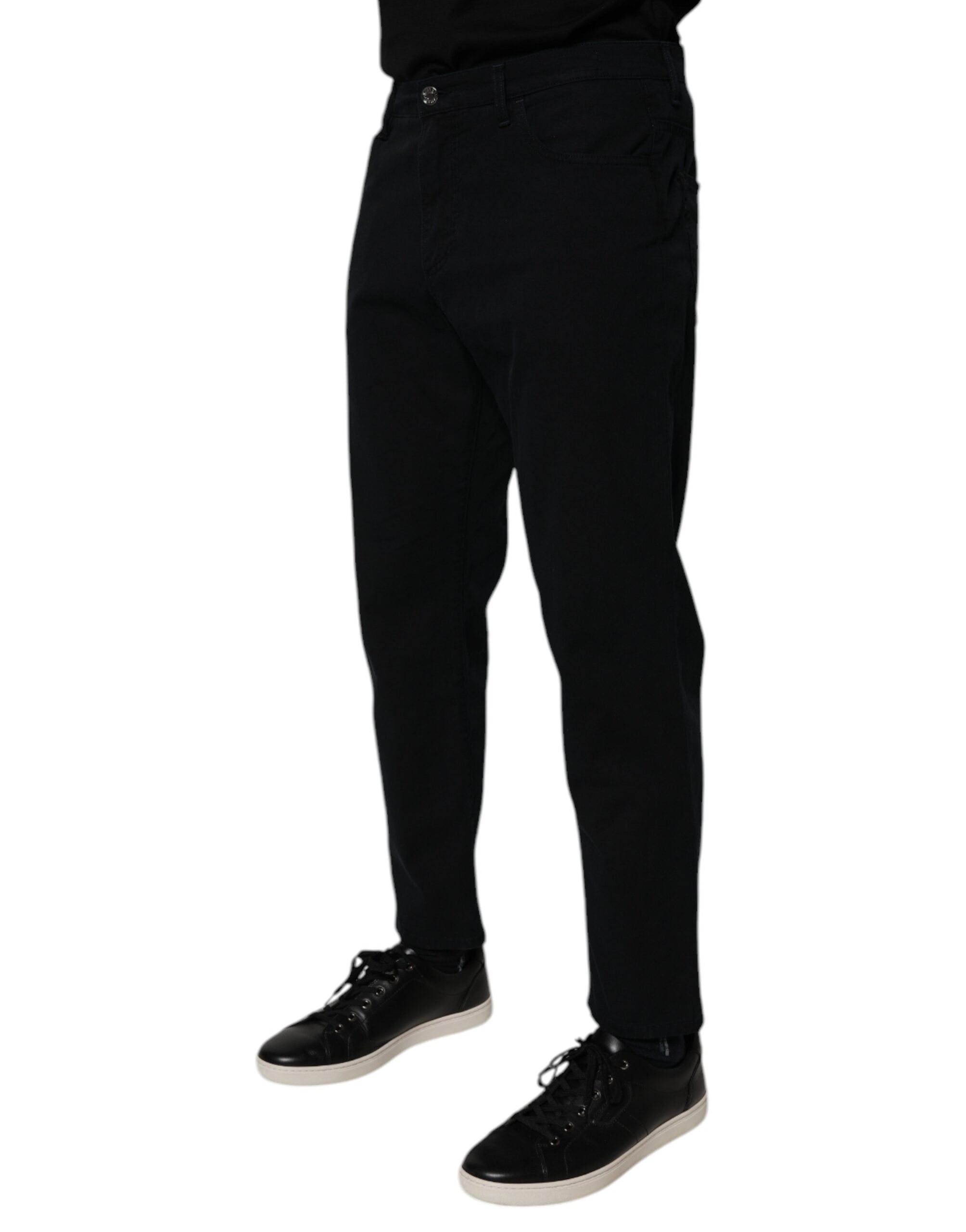 Jeans homme en denim bleu foncé en coton stretch de Dolce & Gabbana, coupe ample et décontractée.