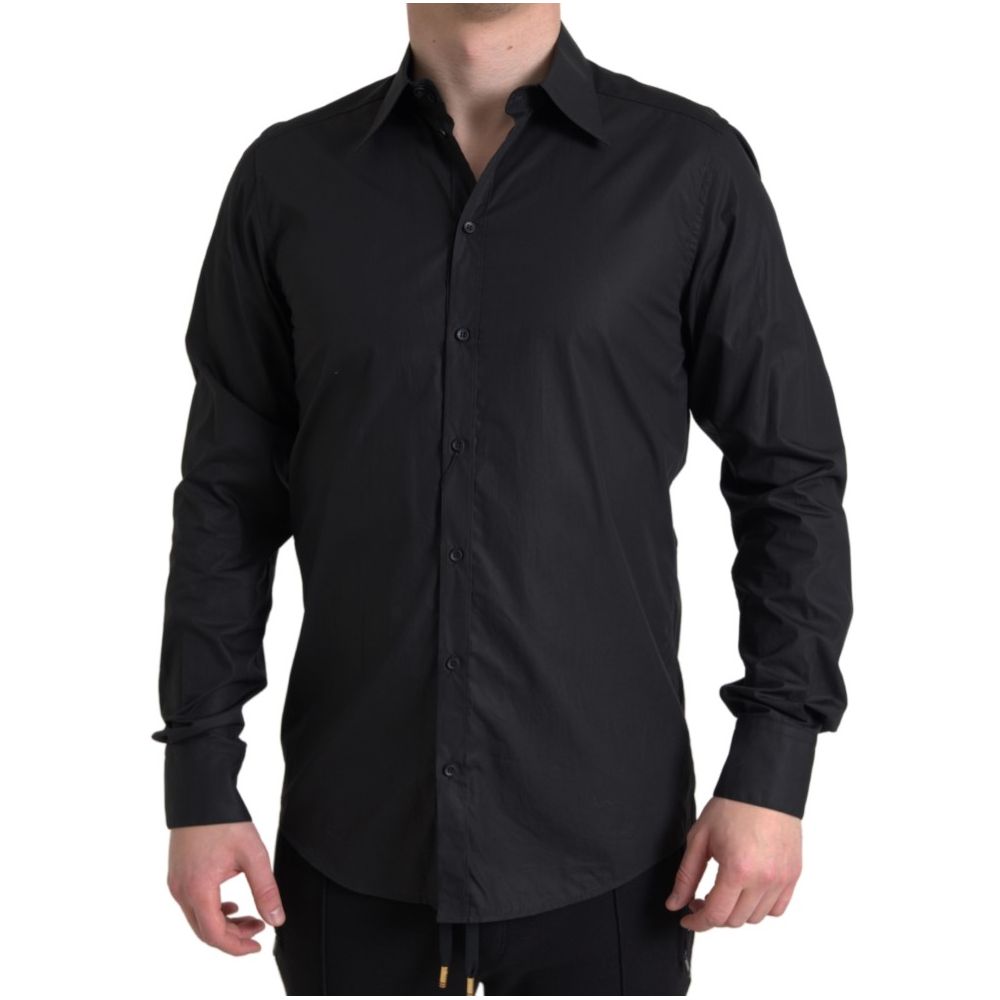 Chemise noire en coton de la marque Dolce & Gabbana, vêtement élégant pour homme, vue en détail de la chemise.
