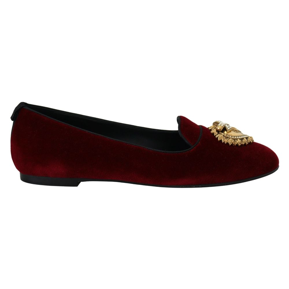 Mocassins Dolce & Gabbana en coton bordeaux, style slip-on, avec finition élégante et semelle en caoutchouc, vues de face.