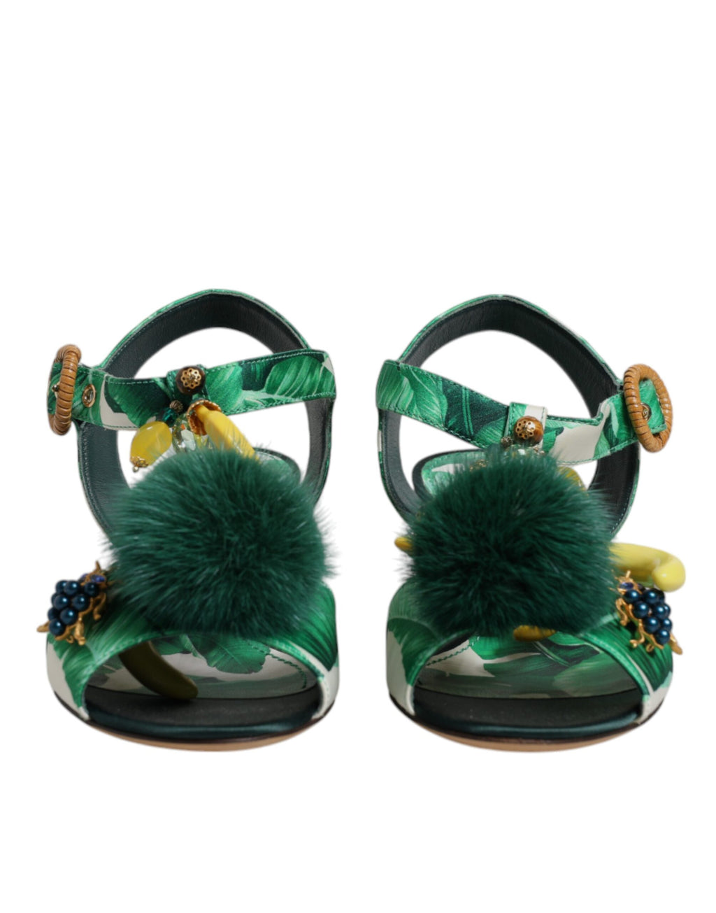 Sandales Dolce & Gabbana ornées de cristaux verts et de fourrure, style élégant et tendance pour femme.
