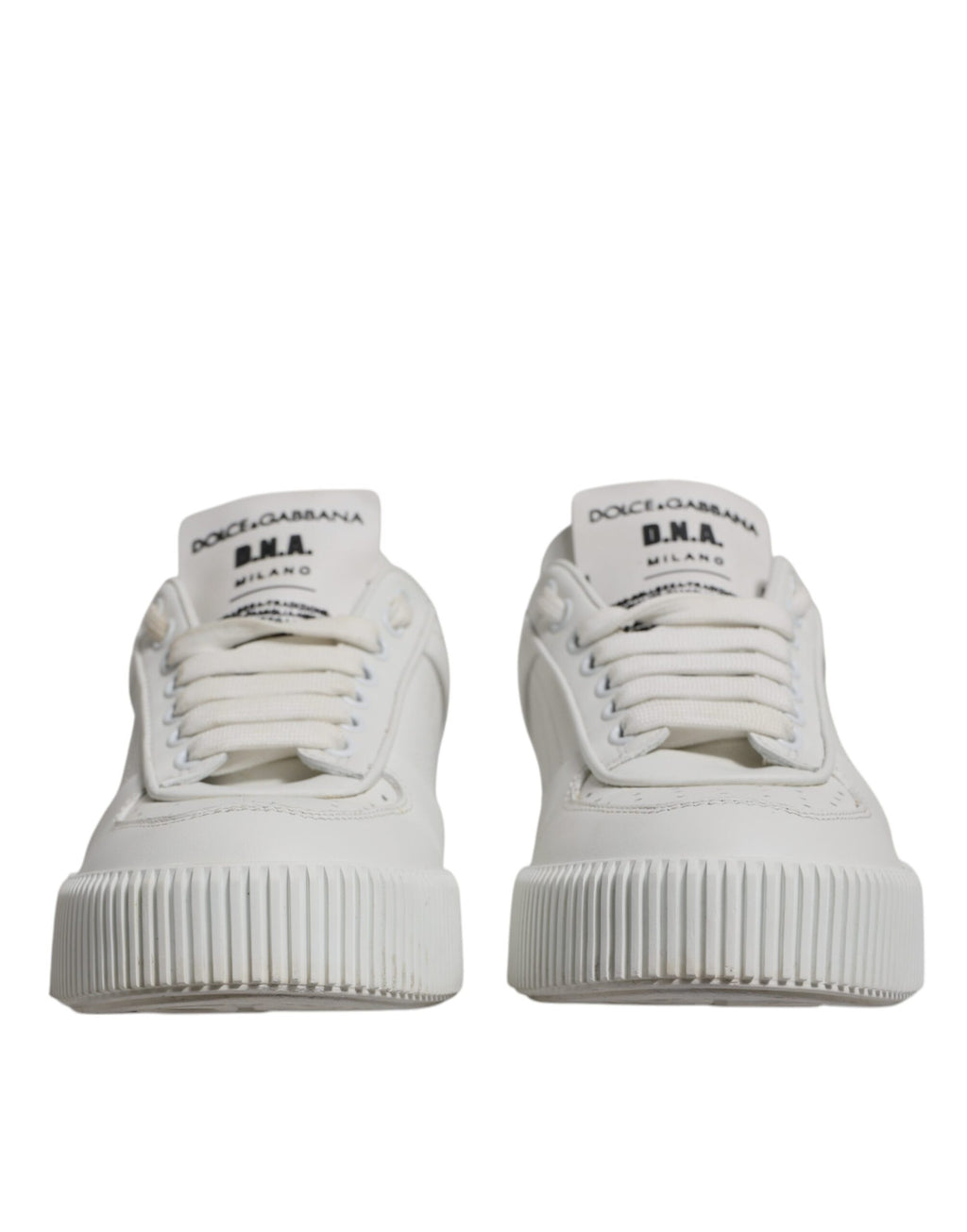 Chaussures sneakers basses blanches Dolce & Gabbana Miami en cuir, vue de face, détails de style et finition élégante visible.
