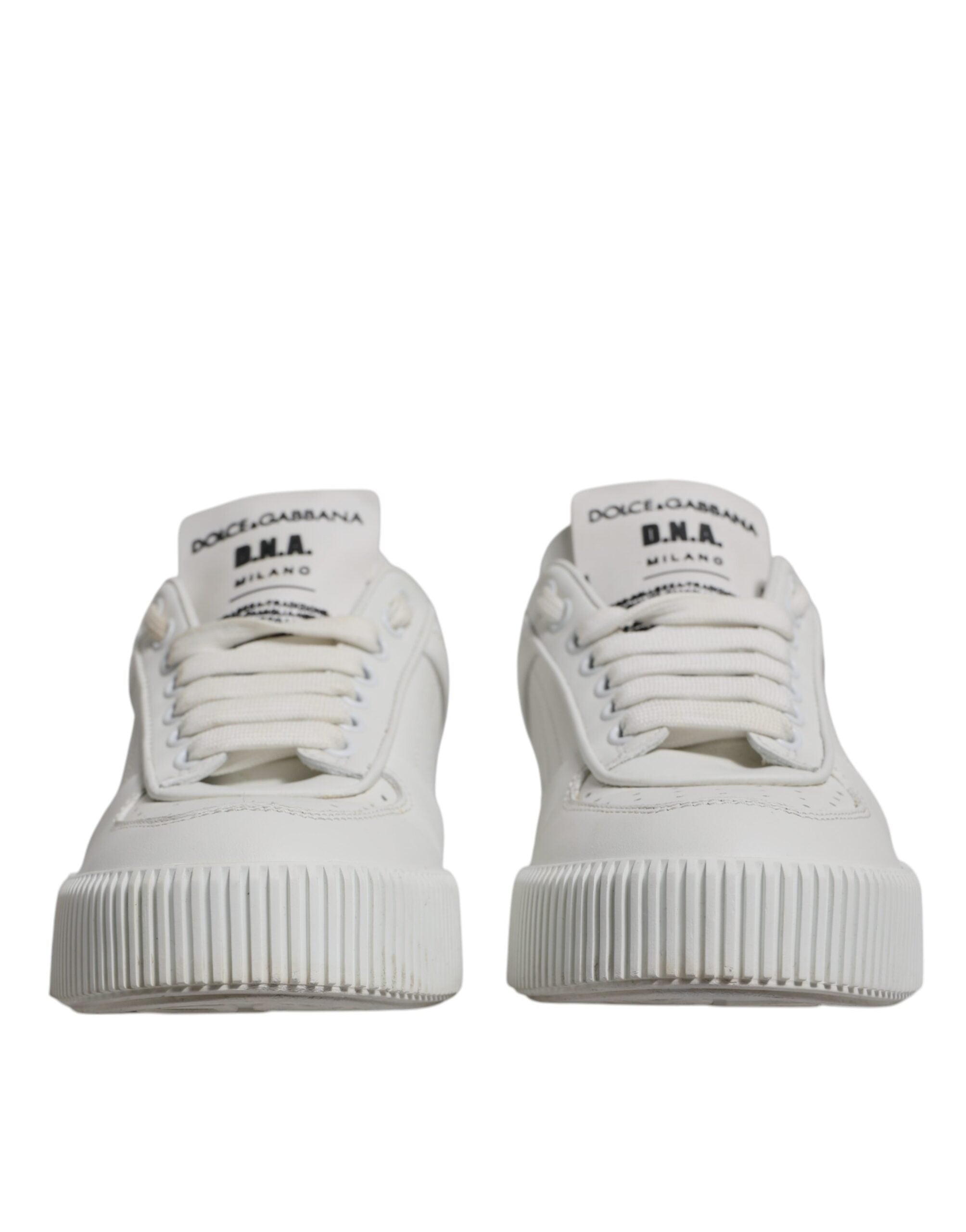 Chaussures sneakers basses blanches Dolce & Gabbana Miami en cuir, vue de face, détails de style et finition élégante visible.