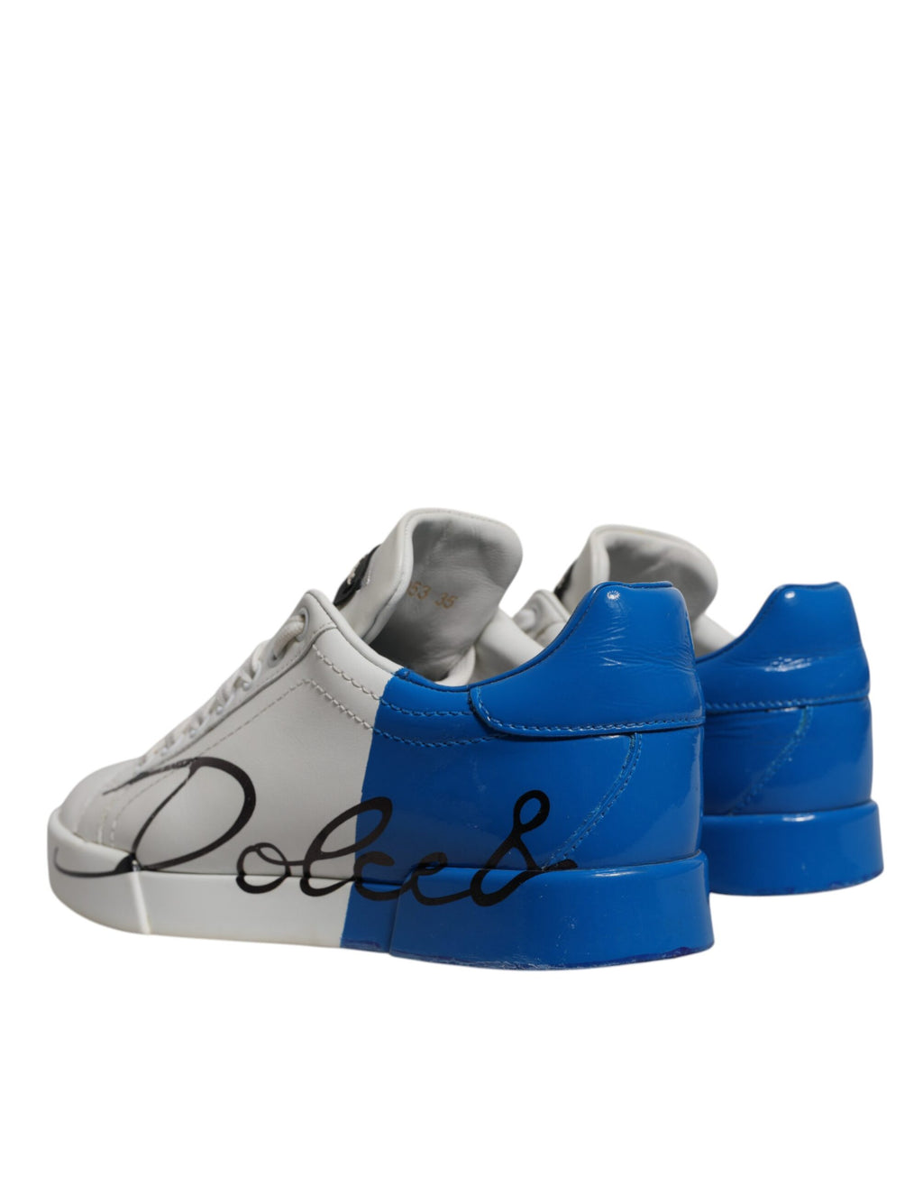 Chaussures sneakers Portofino blanches et bleues Dolce & Gabbana avec logo, vue de face sur fond blanc.