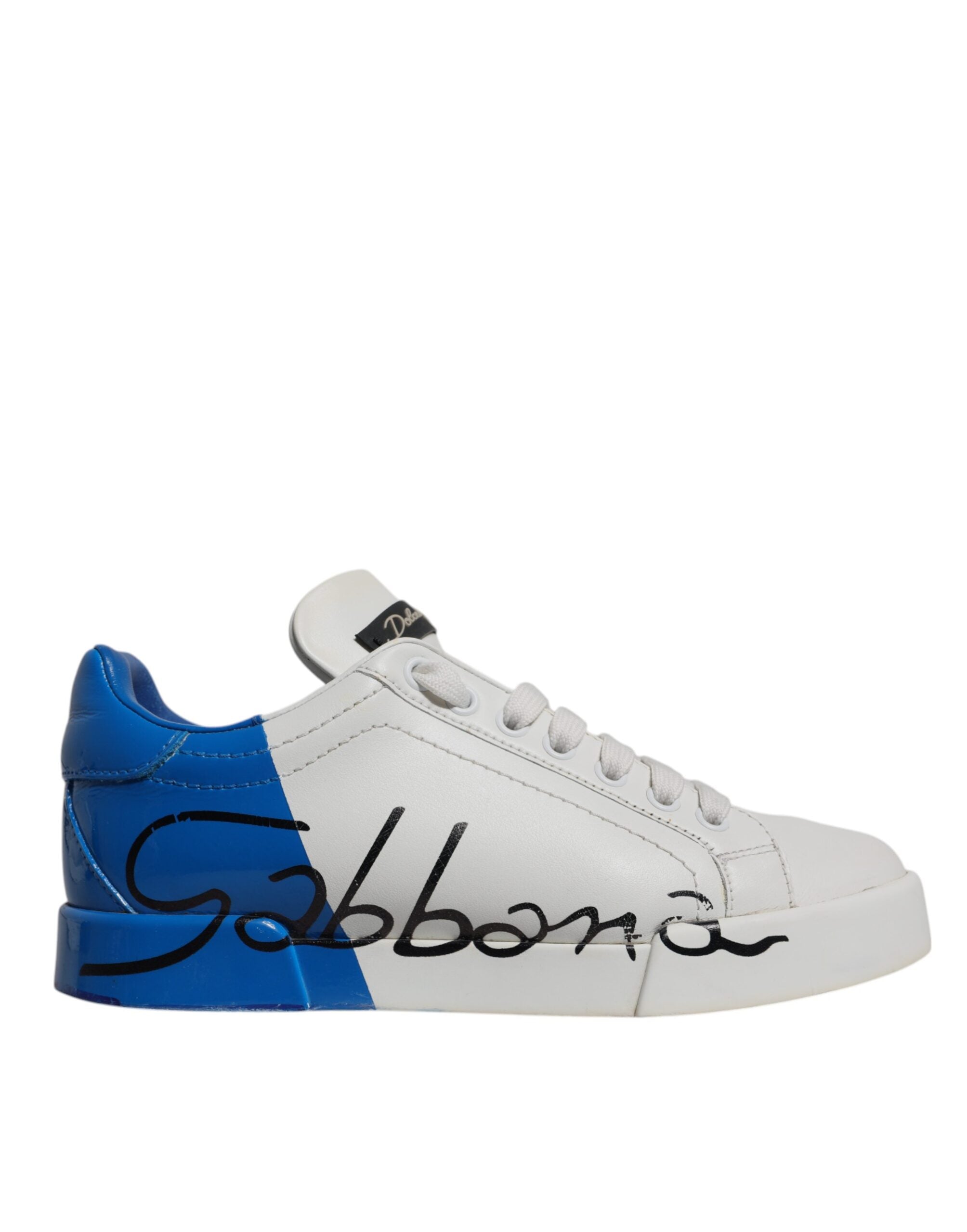 Chaussures sneakers Portofino blanches et bleues de Dolce & Gabbana avec logo visible, style sportif et élégant.