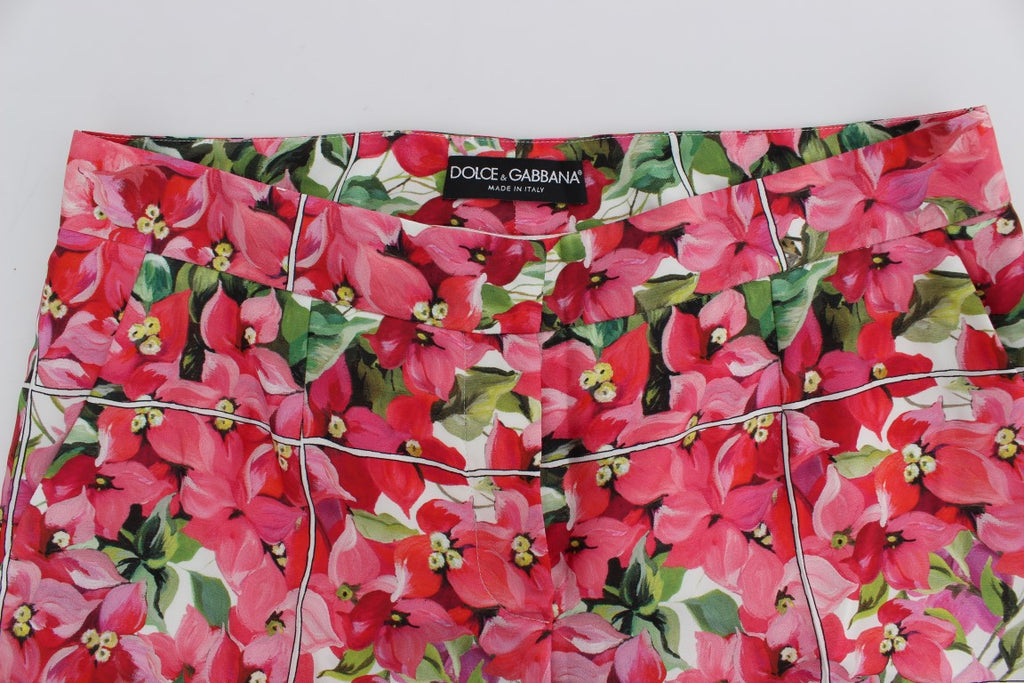 Shorts capris floraux multicolores Dolce & Gabbana, pantalons élégants avec motif floral vibrant, longueur au genou.