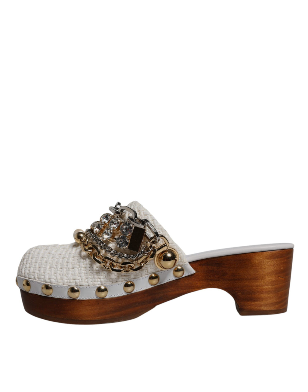 Sandales Dolce & Gabbana en raffia blanc avec chaîne ornée de bijoux, chaussures élégantes et tendance.