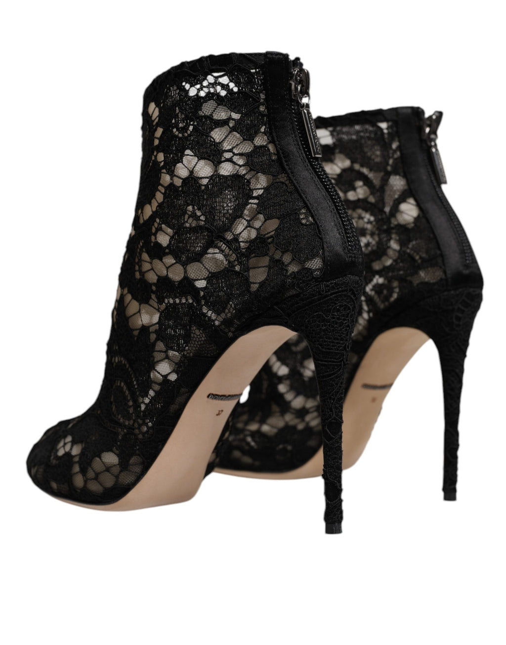 Escarpins à talons noirs en dentelle florale Dolce & Gabbana avec détails de chaussures à la cheville.