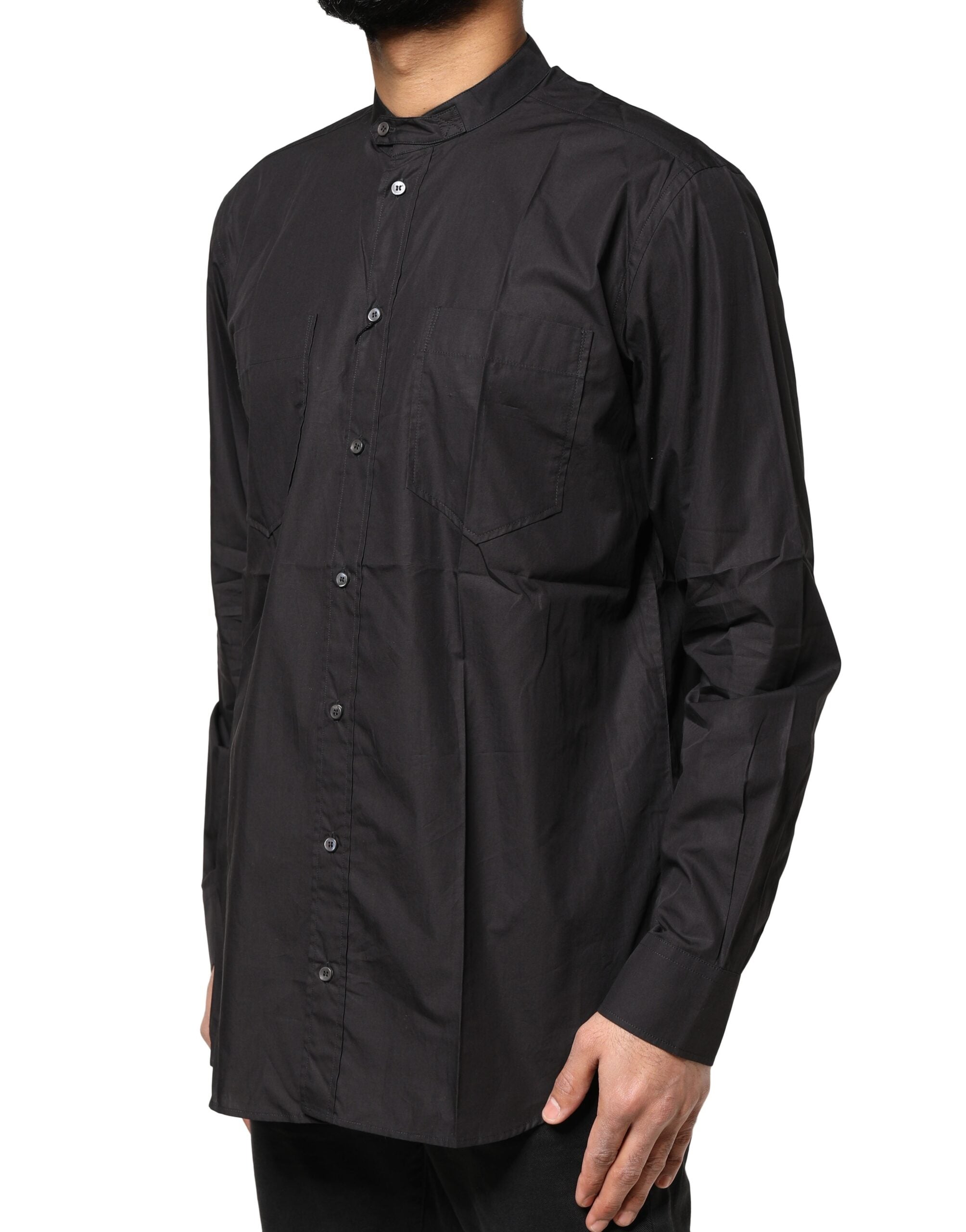 Chemise décontractée noire pour homme Dolce & Gabbana en coton avec boutons, vue de face.