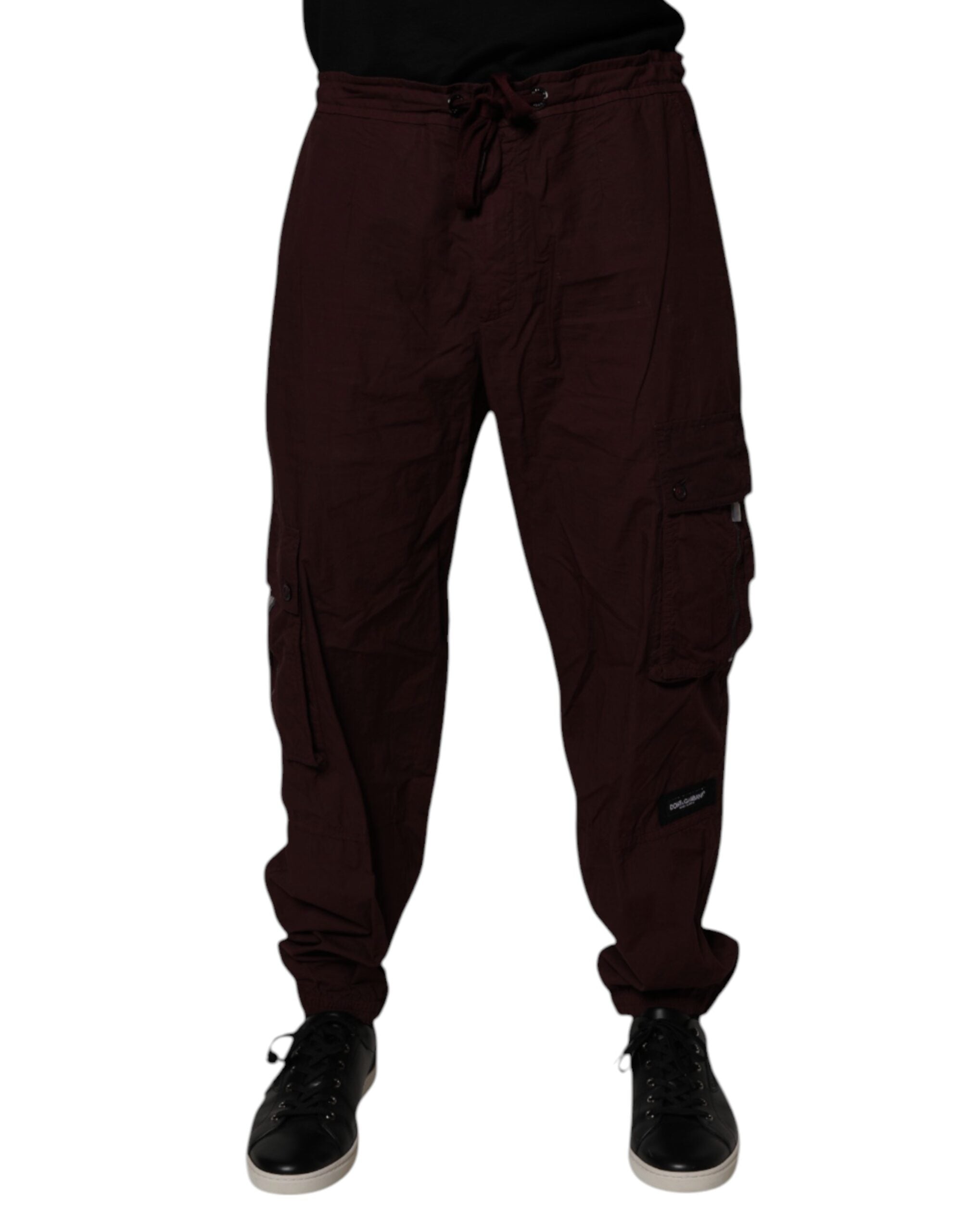 Pantalon cargo jogger en coton bordeaux Dolce & Gabbana, style décontracté avec poches et cordon de serrage.